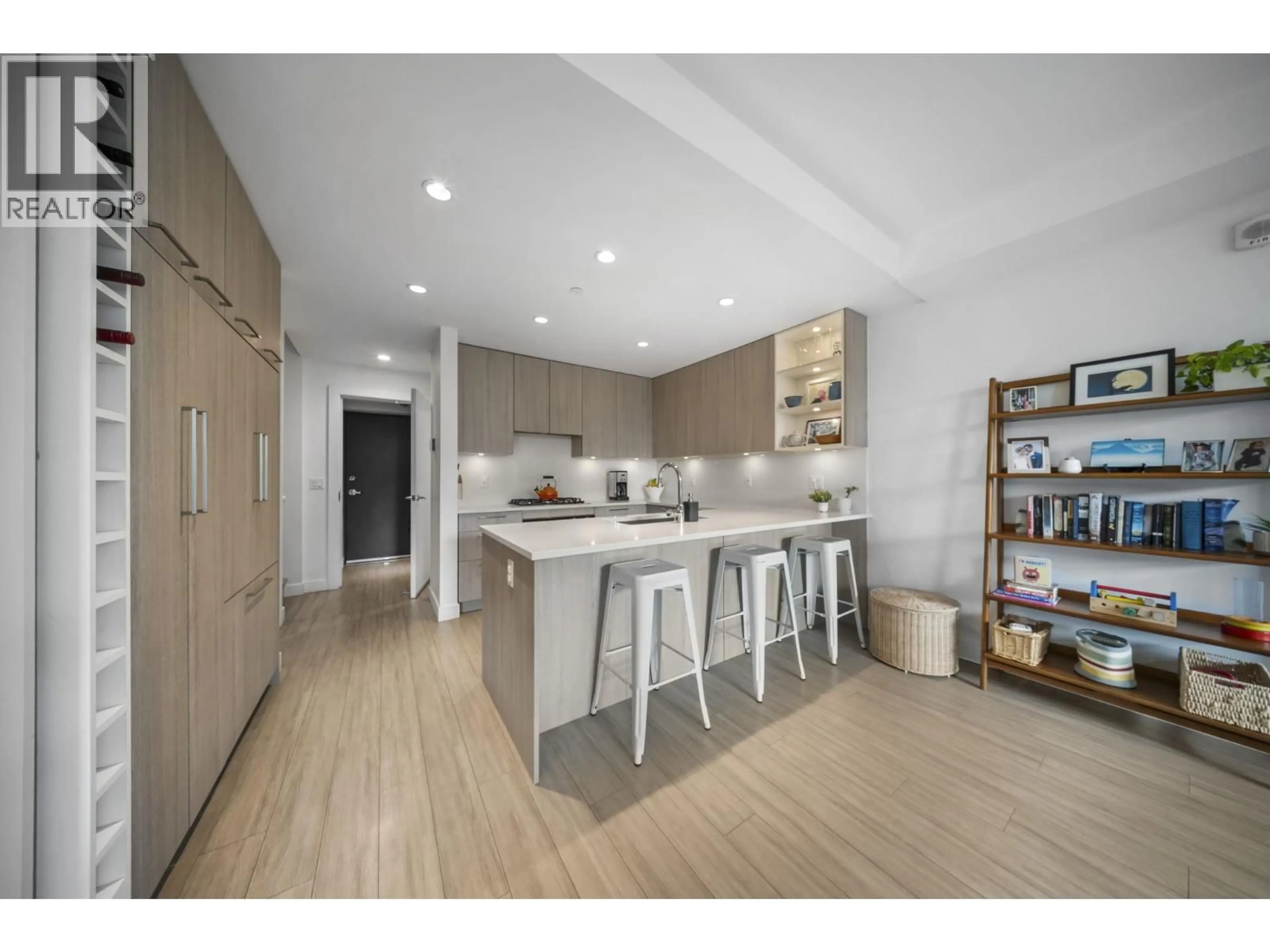 Open concept kitchen, unknown for 110 - 707 3RD STREET, North Vancouver British Columbia V7L1G8