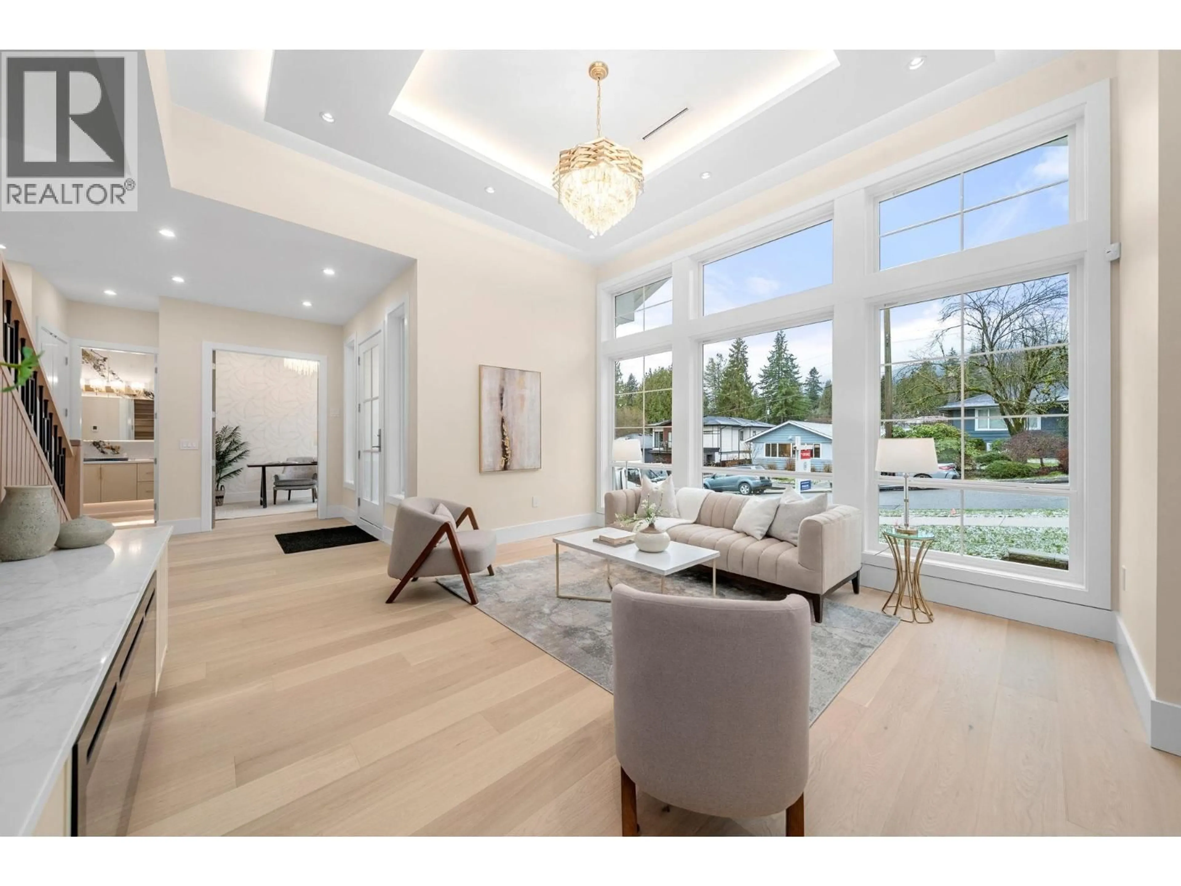 Unknown for 361 22ND STREET, North Vancouver British Columbia V7L3C8