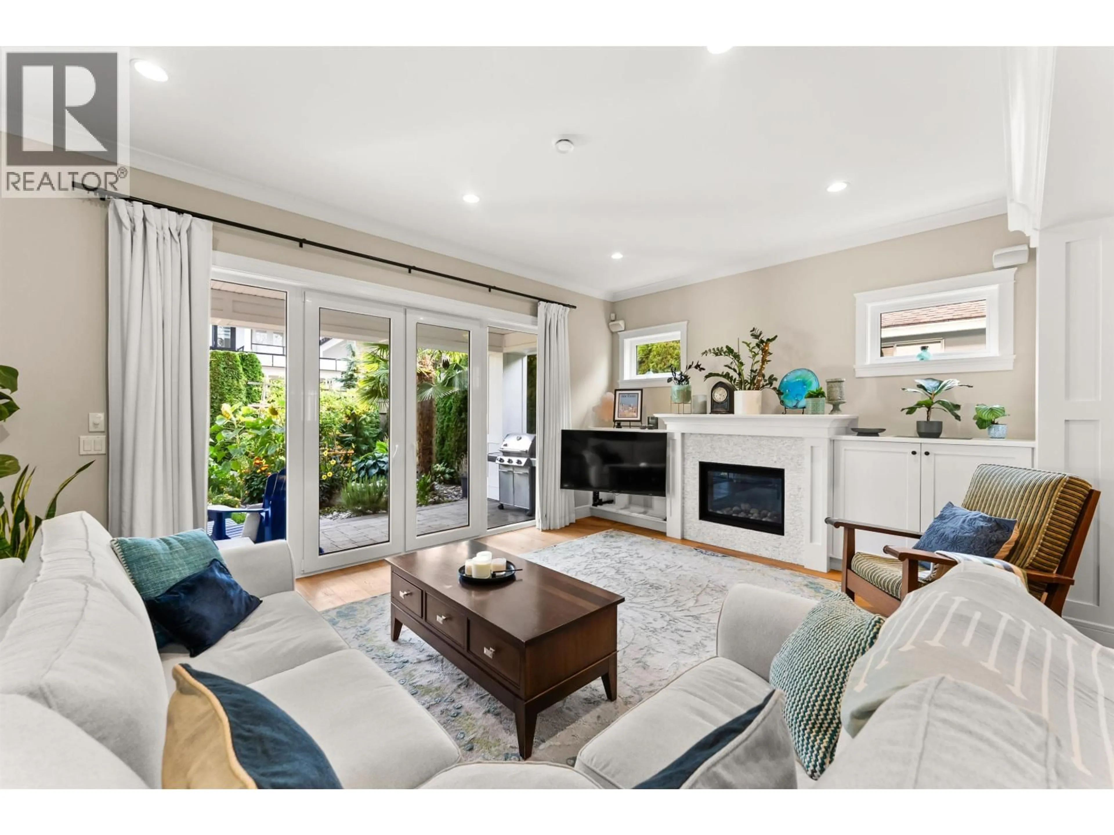 Living room with furniture, unknown for 4896 12 AVENUE, Delta British Columbia V4M2A6