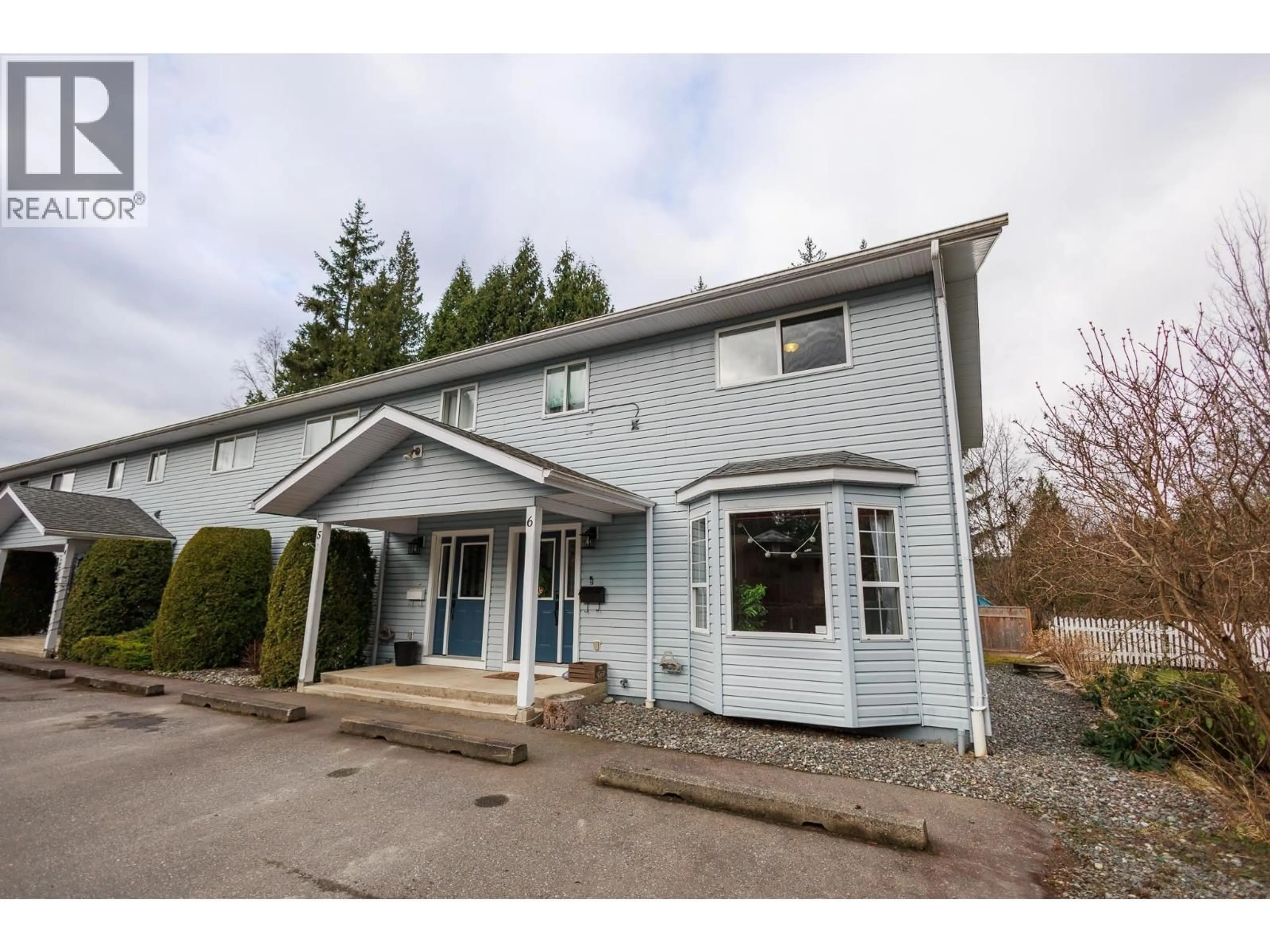 Unknown for 6 - 5108 MEDEEK AVENUE, Terrace British Columbia V8G1E1