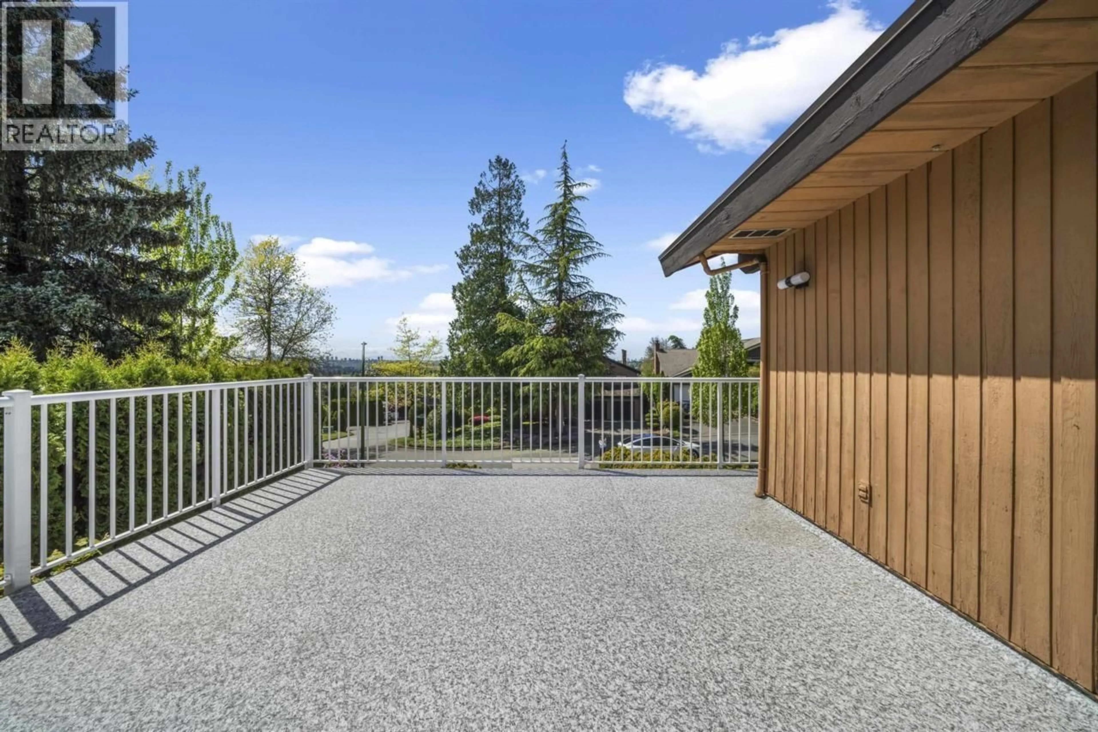 Patio, unknown for 1060 AYSHIRE DRIVE, Burnaby British Columbia V5A4A1