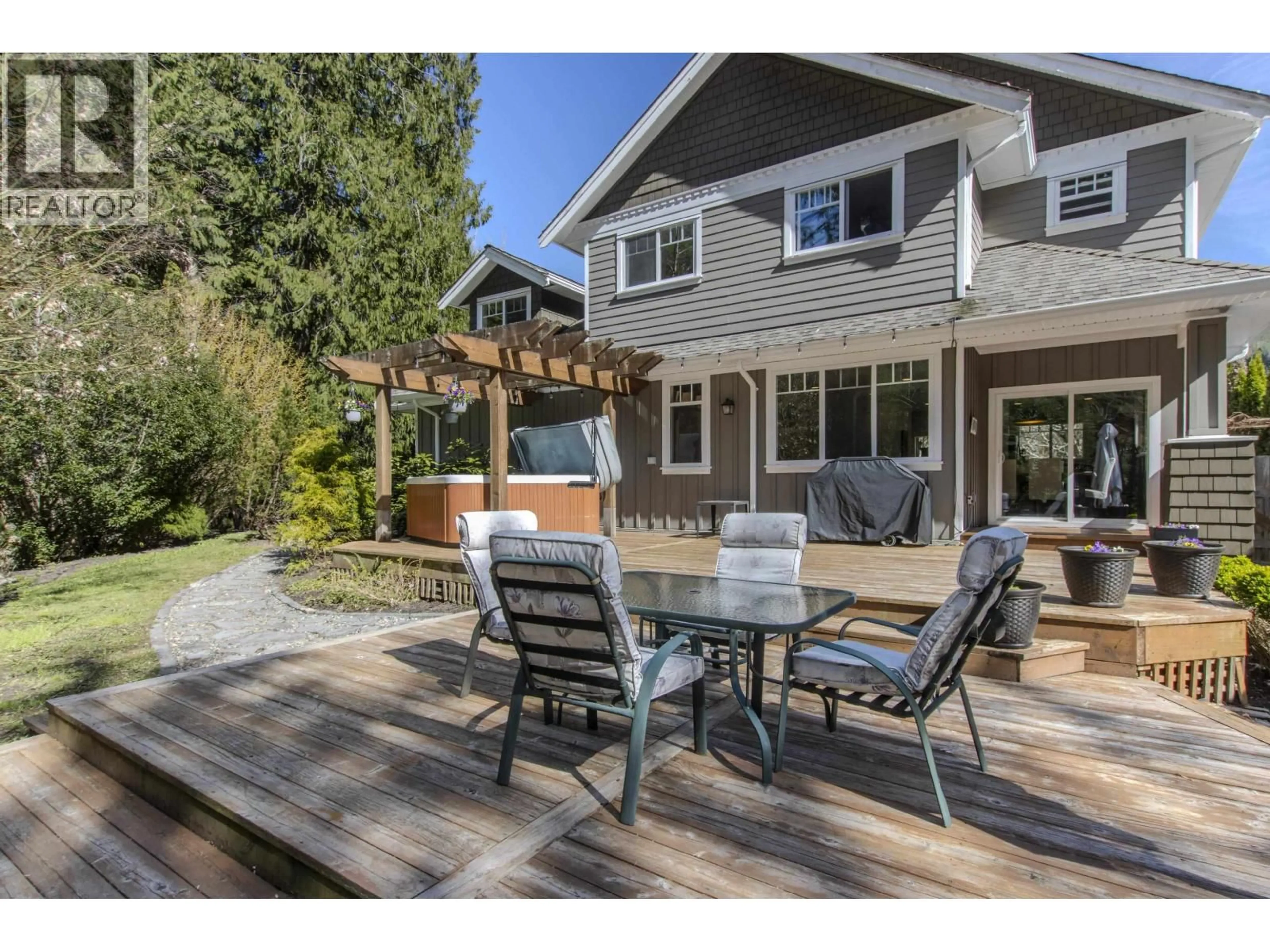 Patio, unknown for 38645 WESTWAY AVENUE, Squamish British Columbia V8B0W1