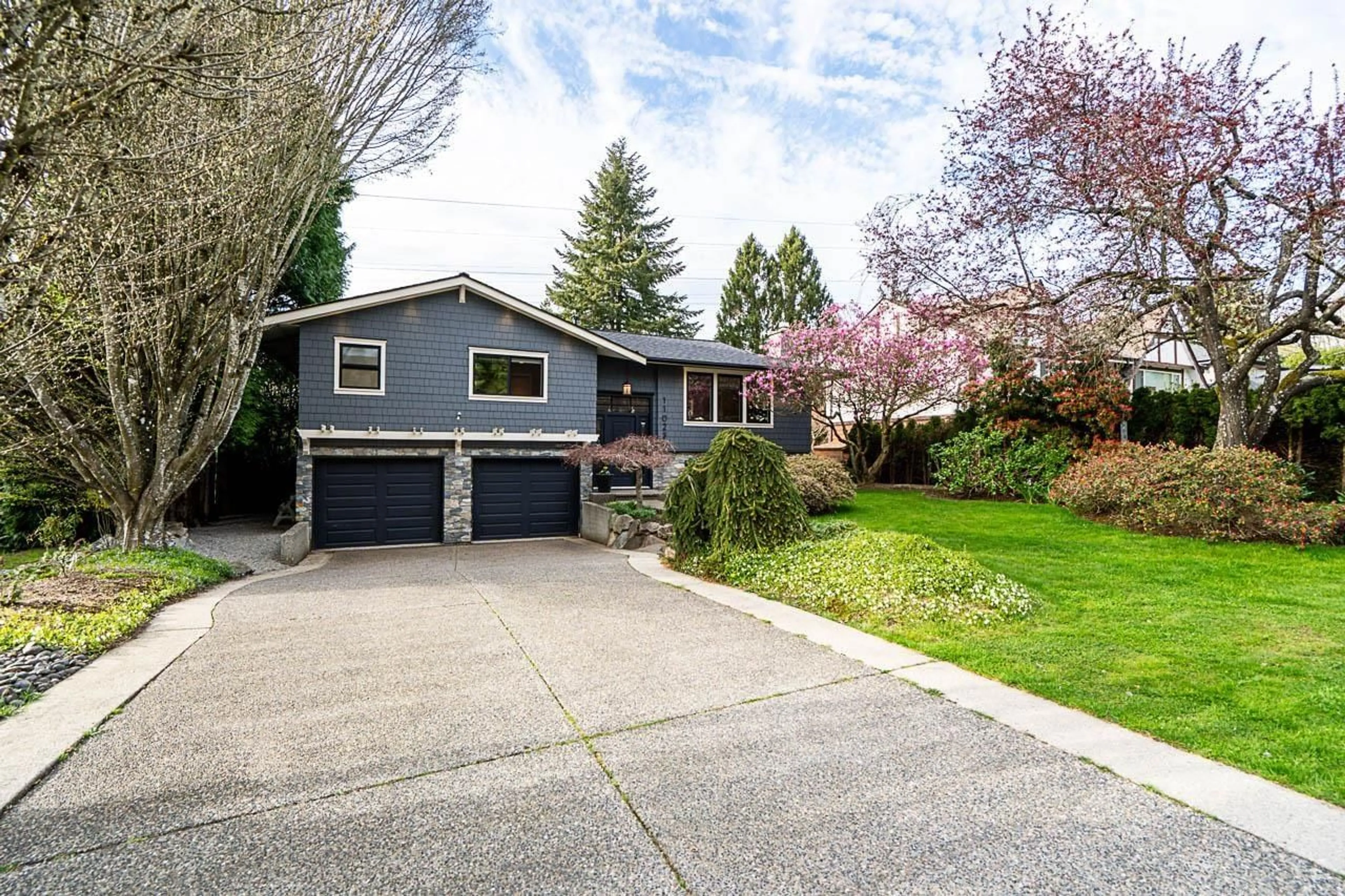 Home with vinyl exterior material, street for 11023 LYON ROAD, Delta British Columbia V4E1J4