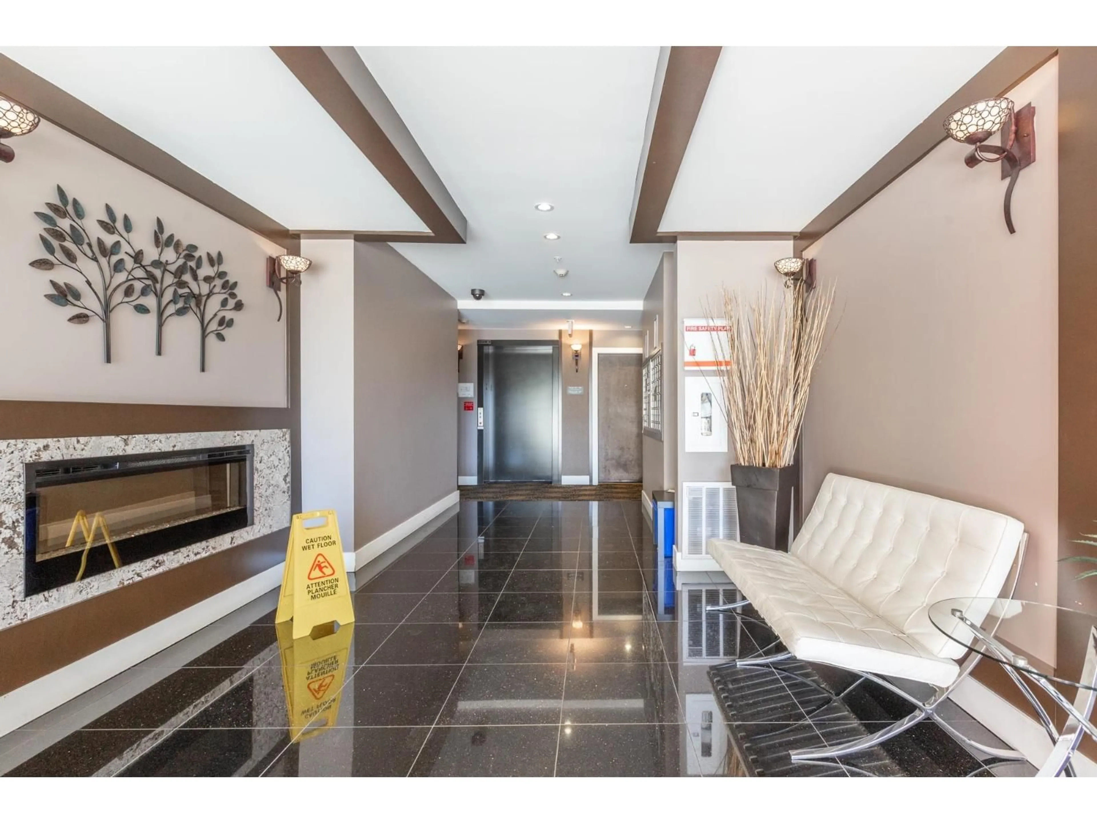 Unknown for B401 - 20211 66 AVENUE, Langley British Columbia V2Y0L4