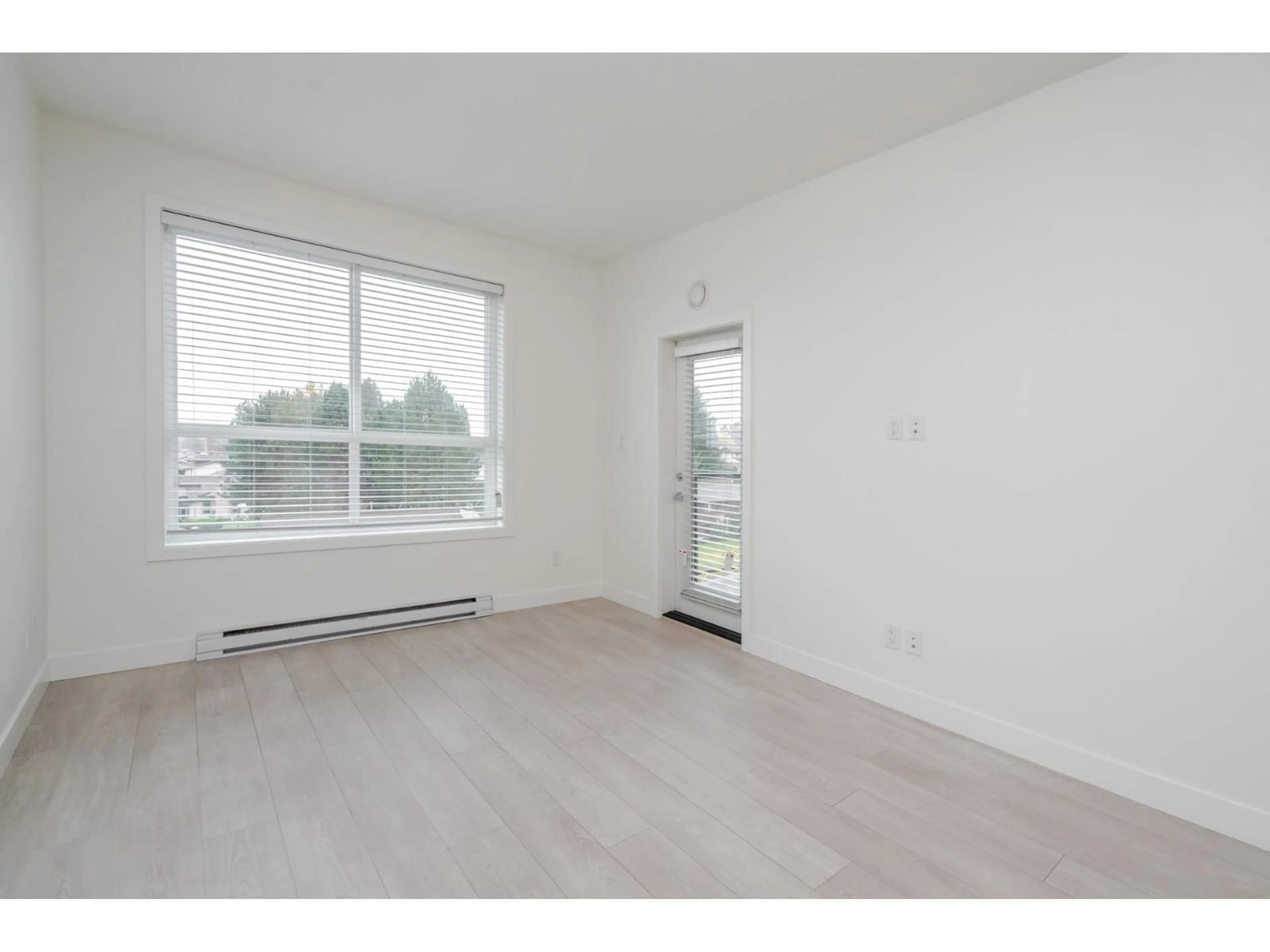 A pic of a room for 404 - 19567 64 AVENUE, Surrey British Columbia V3S7H8