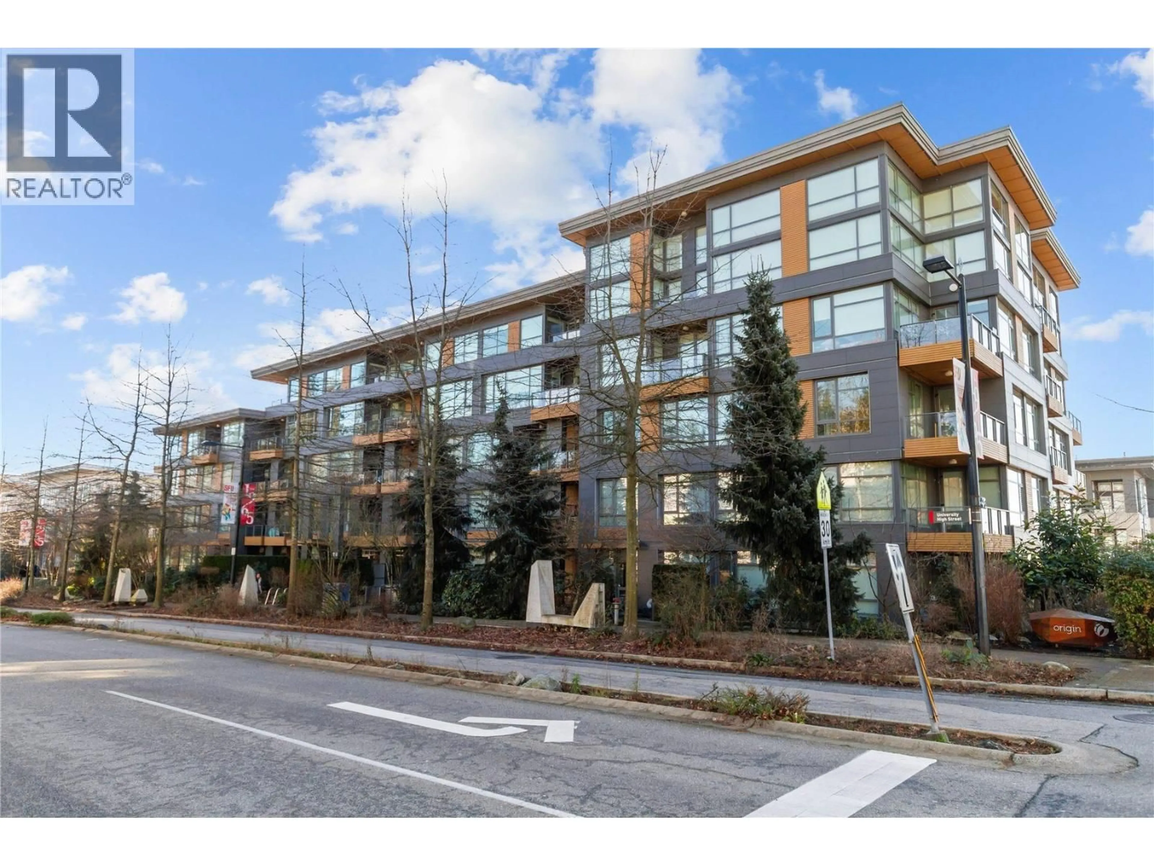 Blurry image for 101 - 9150 UNIVERSITY HIGH STREET, Burnaby British Columbia V5A0C5