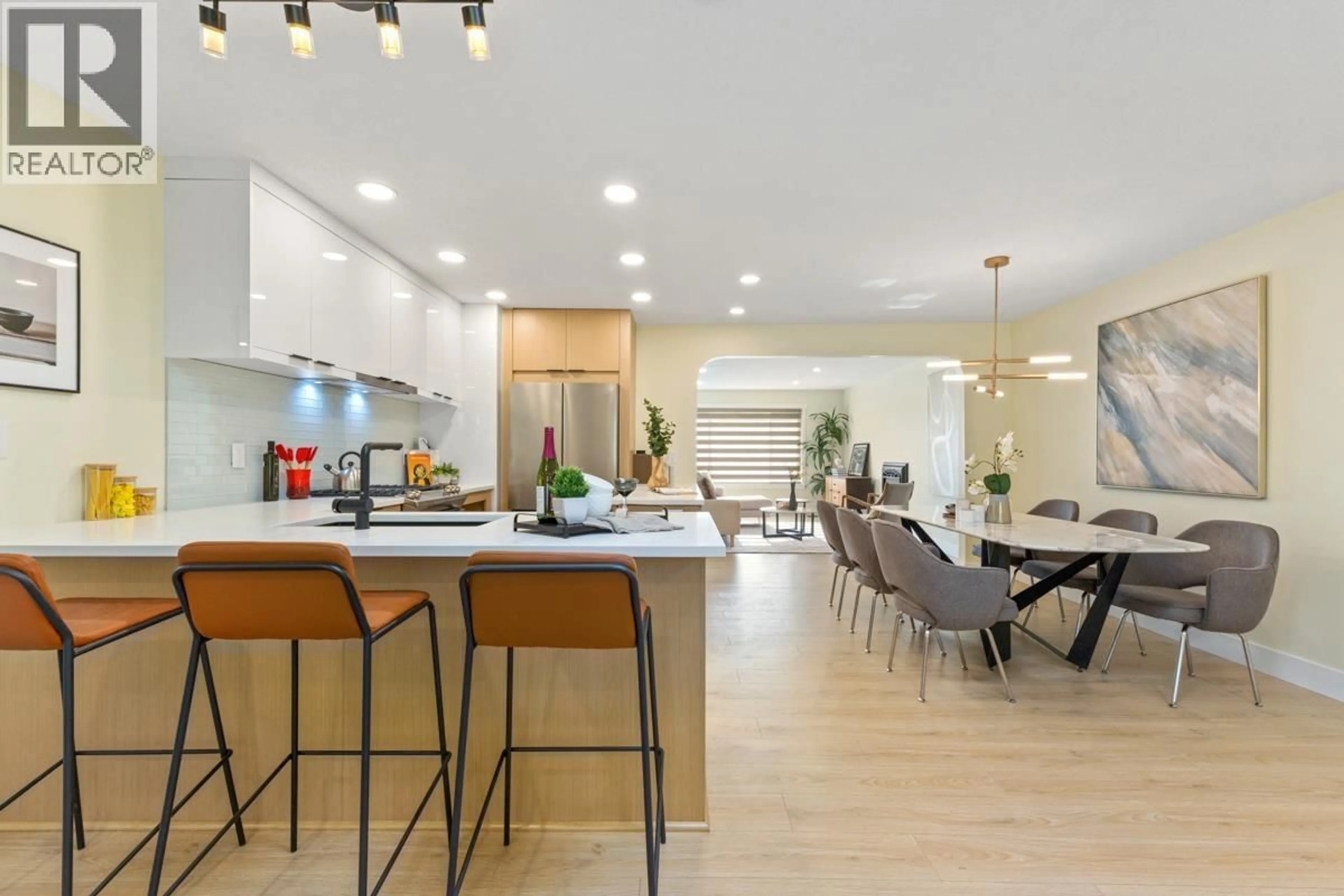 Open concept kitchen, unknown for 2518 SWINBURNE AVENUE, North Vancouver British Columbia V7H1L5