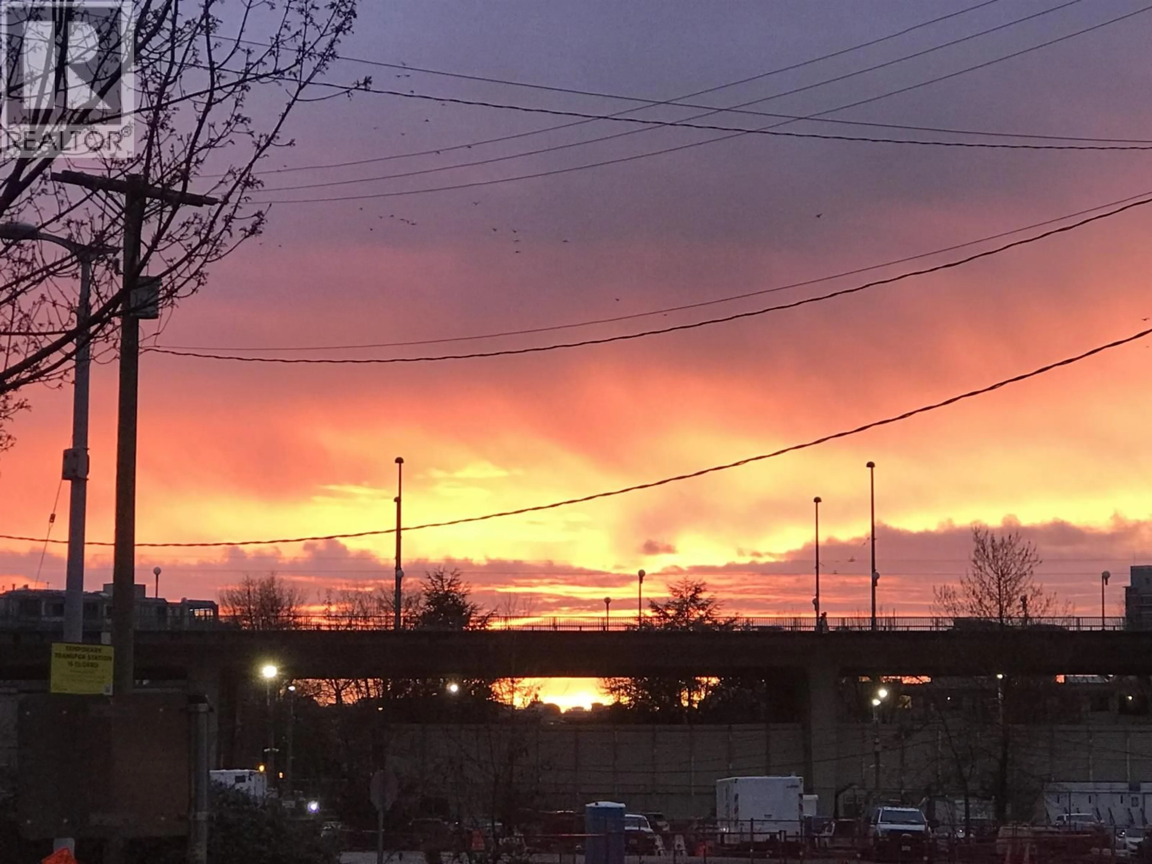 Blurry image for 296 1ST AVENUE, Vancouver British Columbia V5Y3T2