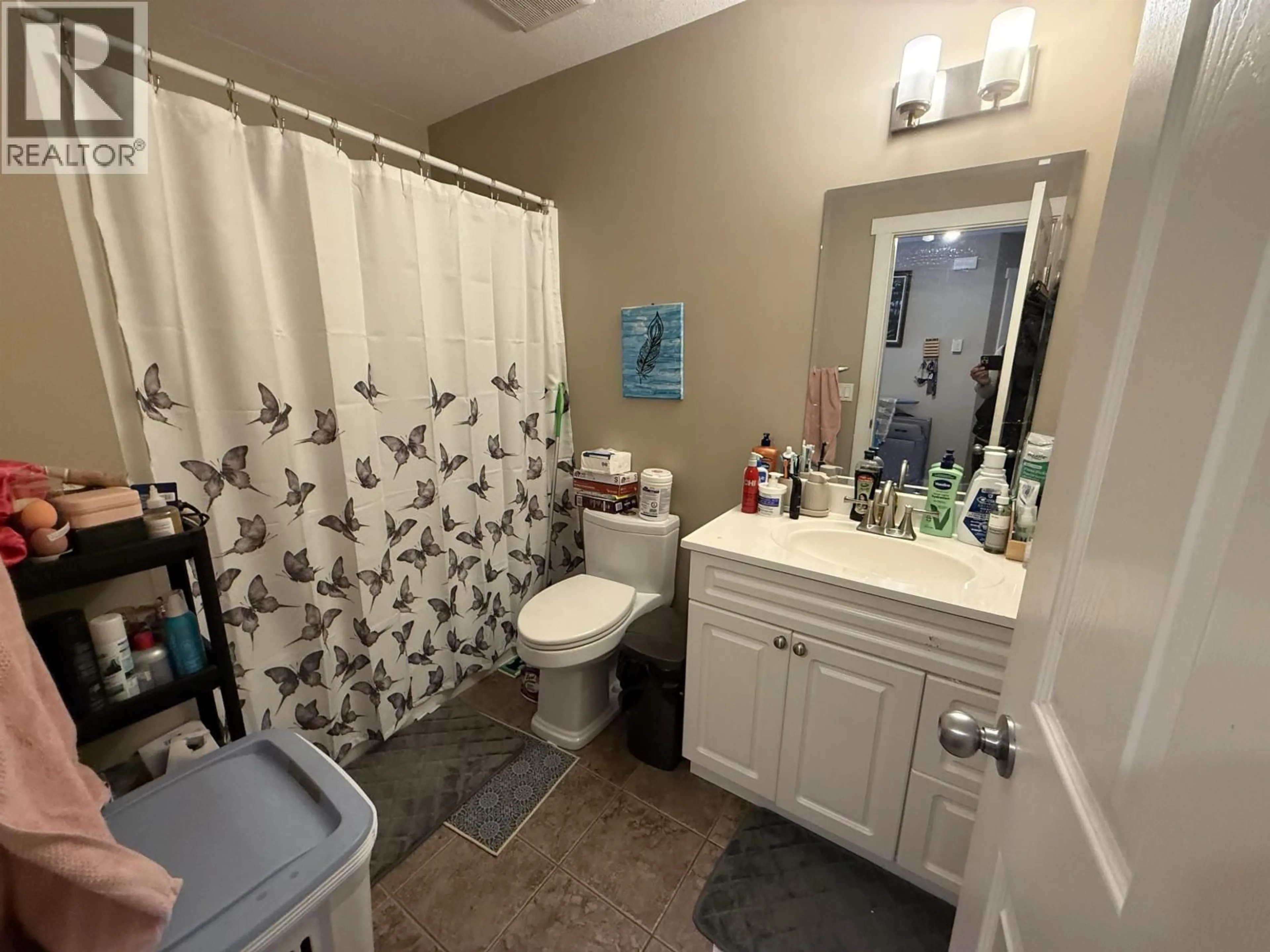 Standard bathroom, unknown for 10507 109 STREET, Fort St. John British Columbia V1J0J3