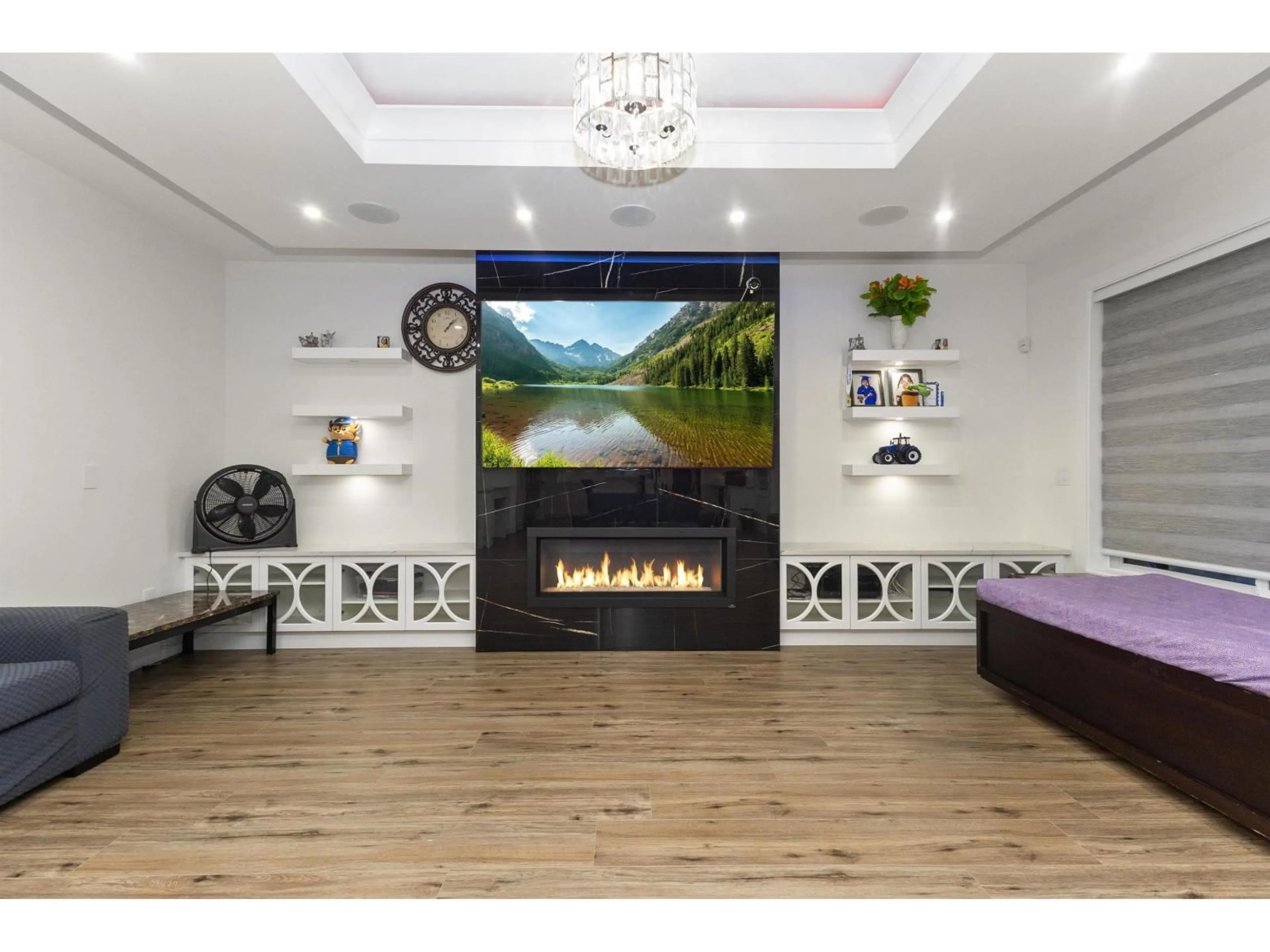 Home theater for 2357 ALDER STREET, Abbotsford British Columbia V2T2N6