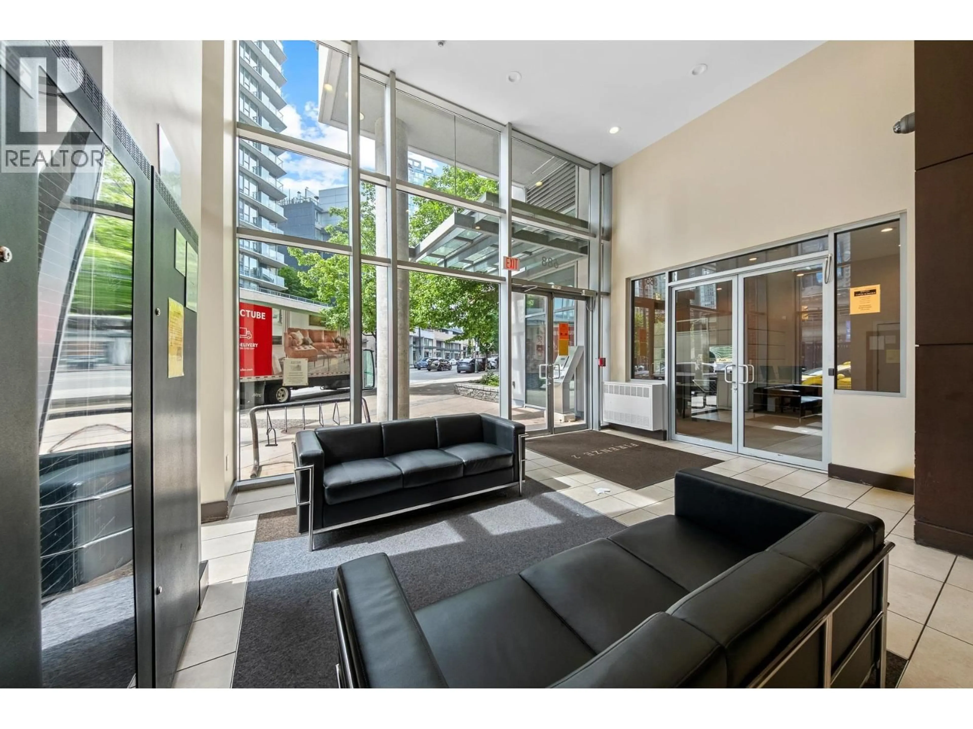 Indoor foyer for 3207 - 688 ABBOTT STREET, Vancouver British Columbia V6B0B9