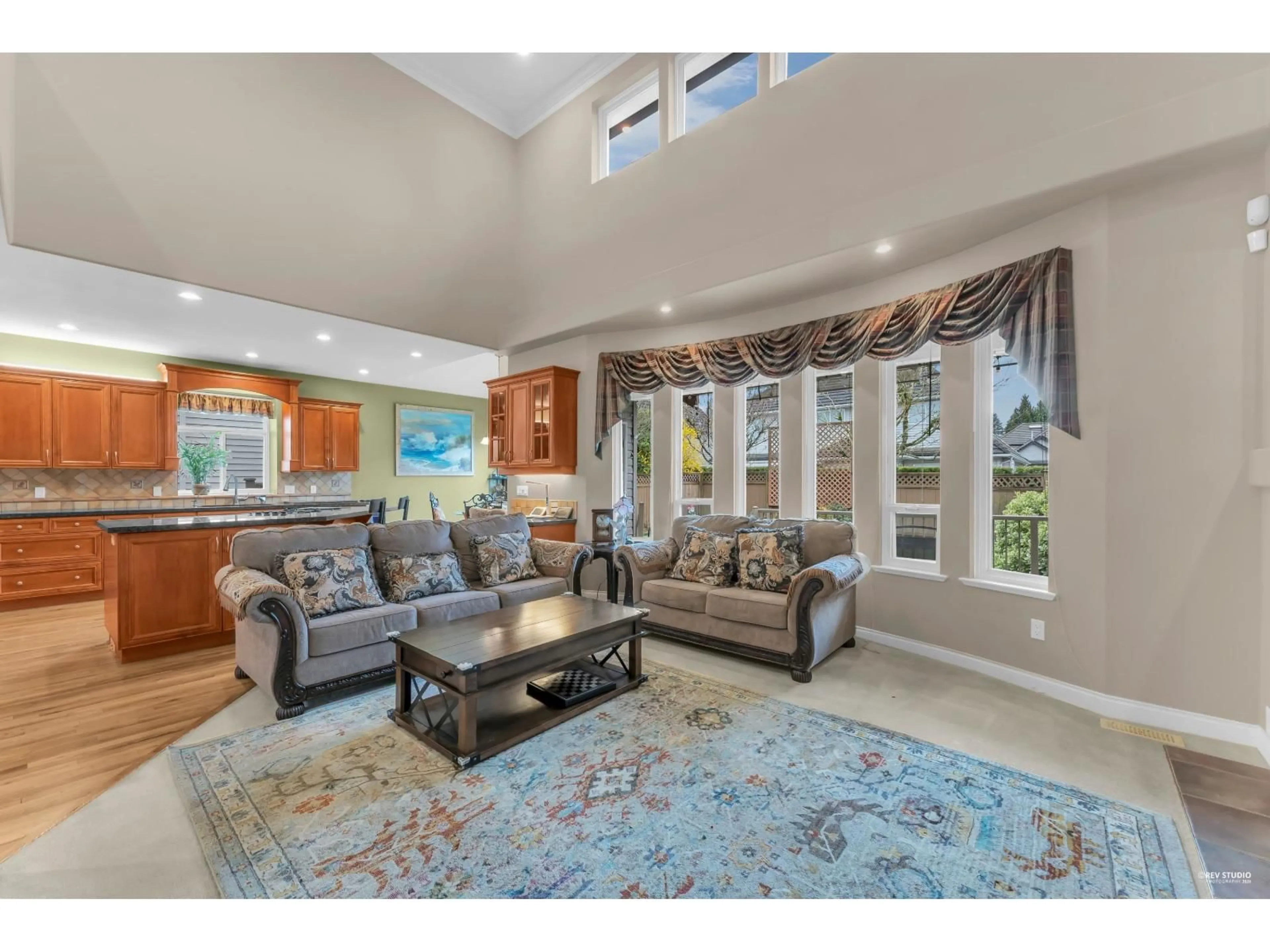 Living room with furniture, unknown for 21048 86A AVENUE, Langley British Columbia V1M2L5