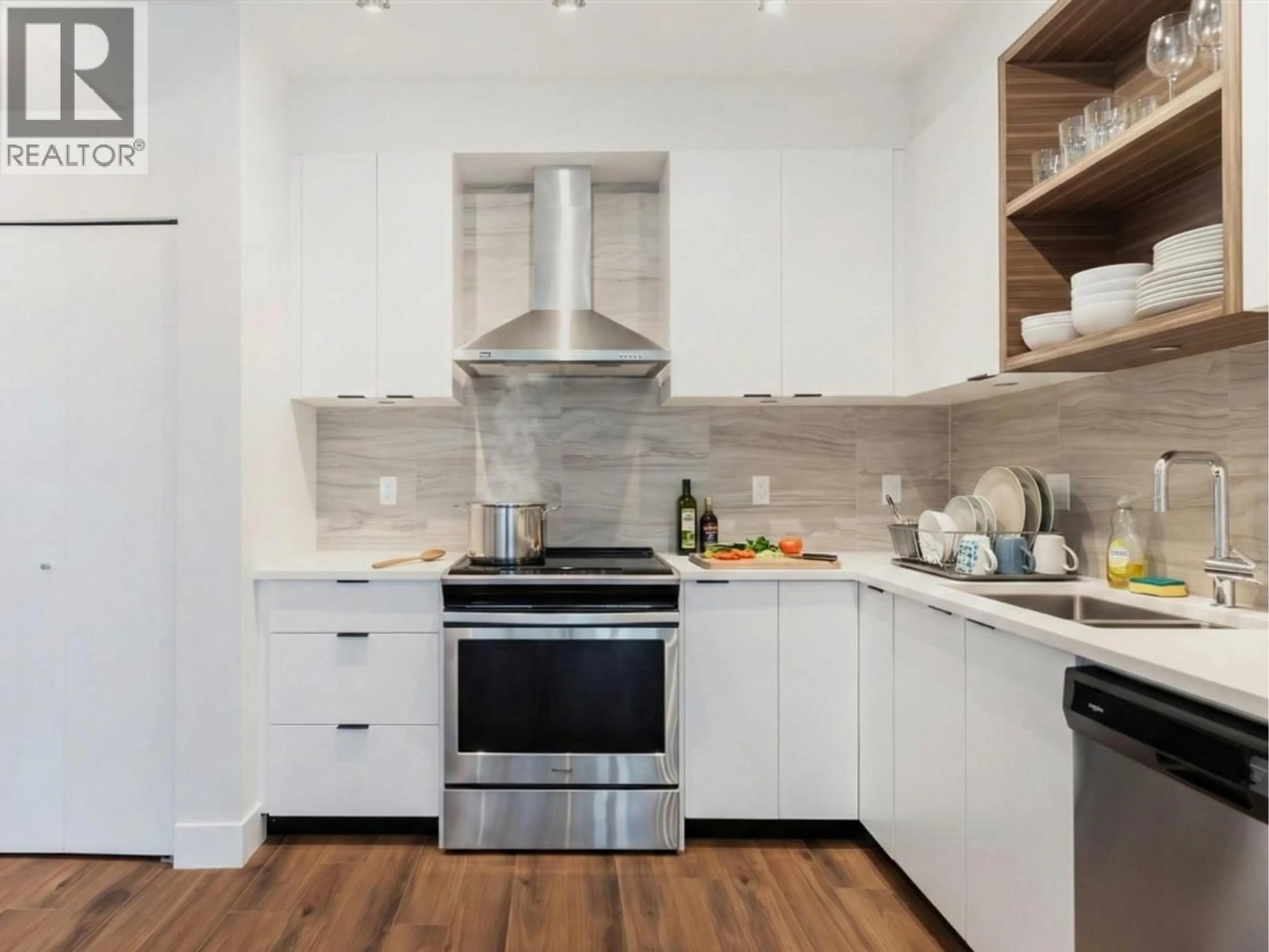 Unknown for 240 - 5355 LANE STREET, Burnaby British Columbia V5H0H1