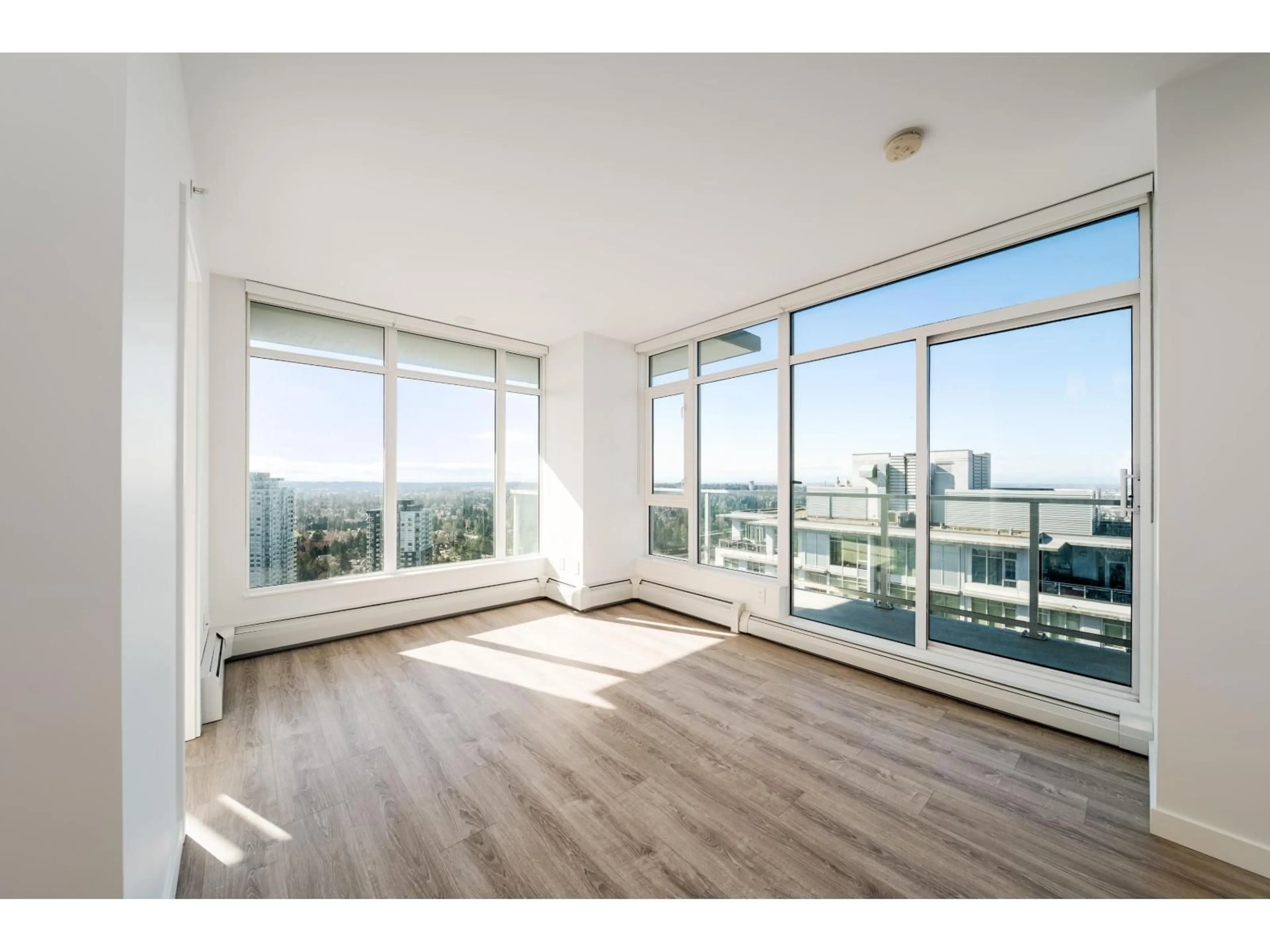 A pic of a room for 3511 - 13350 CENTRAL AVENUE, Surrey British Columbia V3T0S1