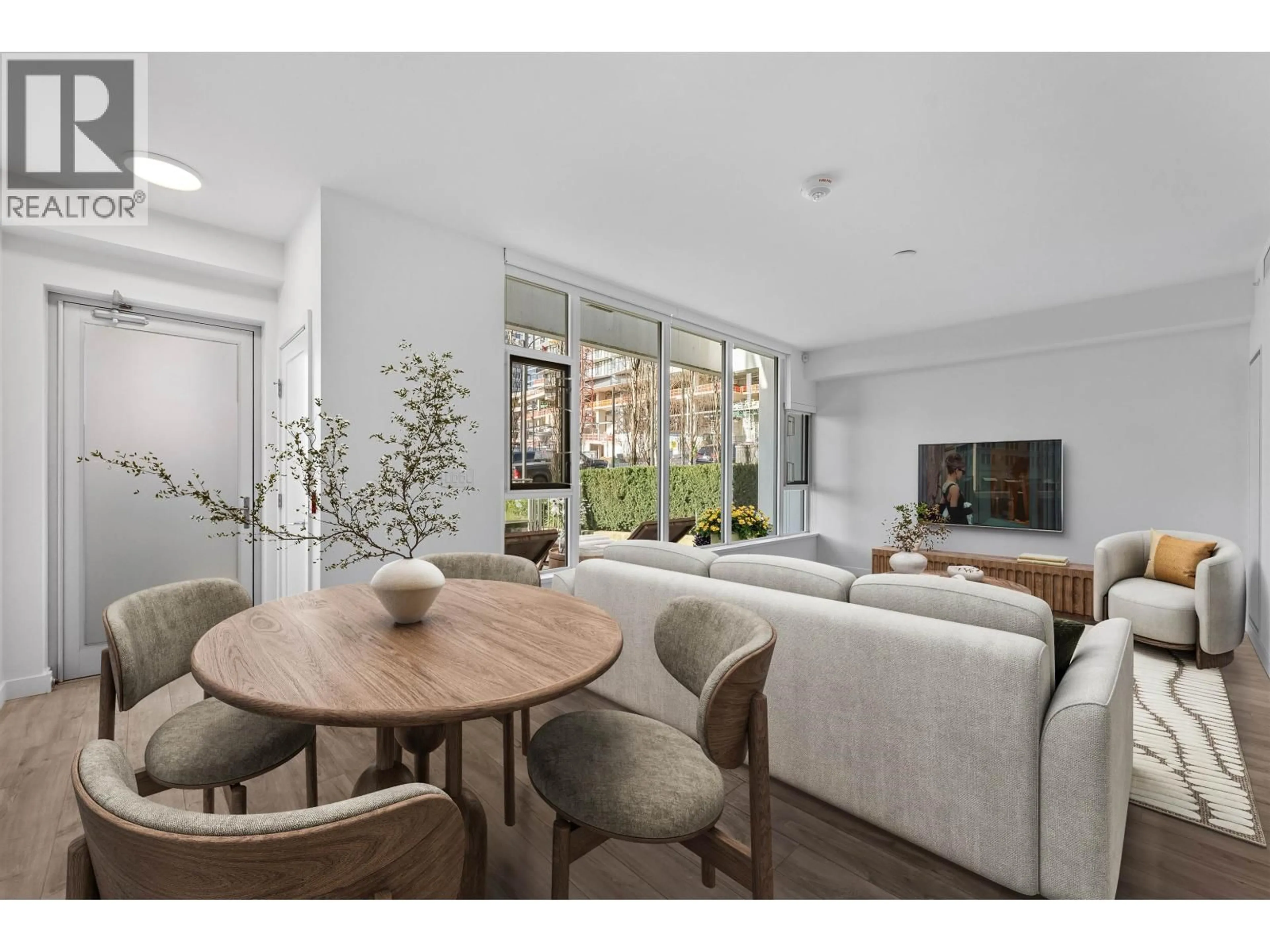 Living room with furniture, unknown for TH02 - 2288 ALPHA AVENUE, Burnaby British Columbia V5C0L9