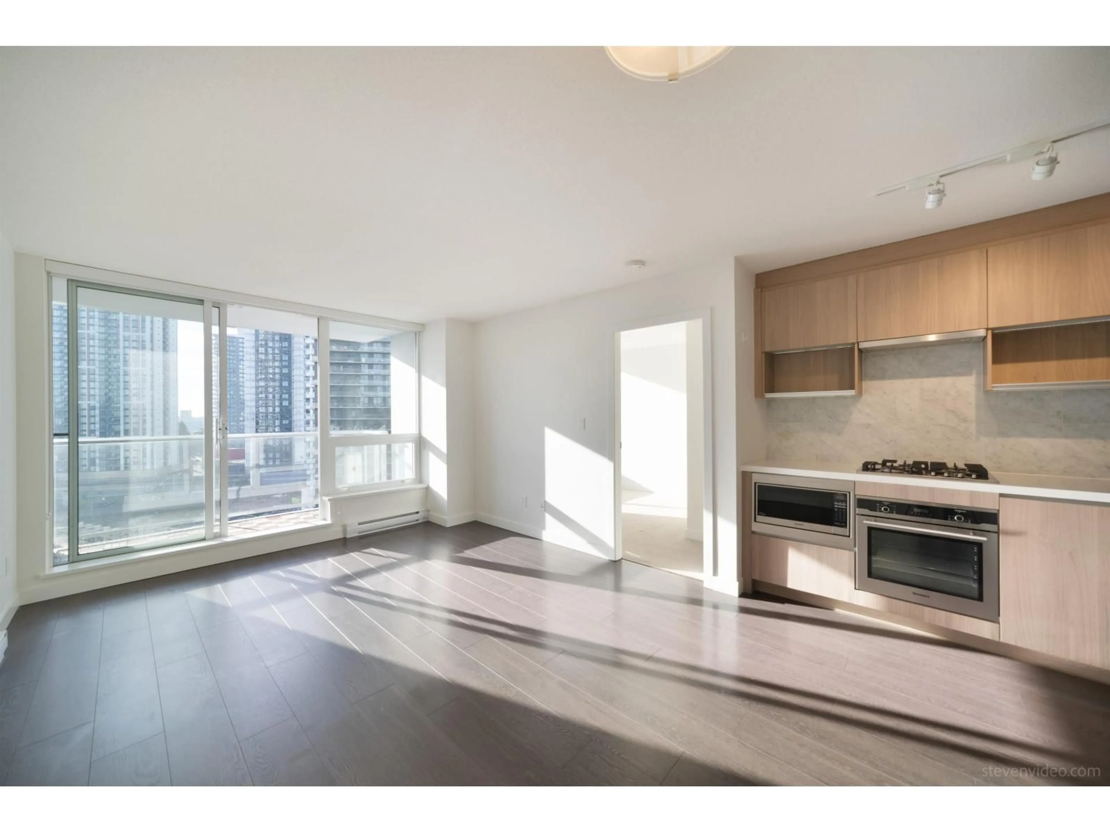 Open concept kitchen, unknown for 1605 - 13696 100 AVENUE, Surrey British Columbia V3T0L5