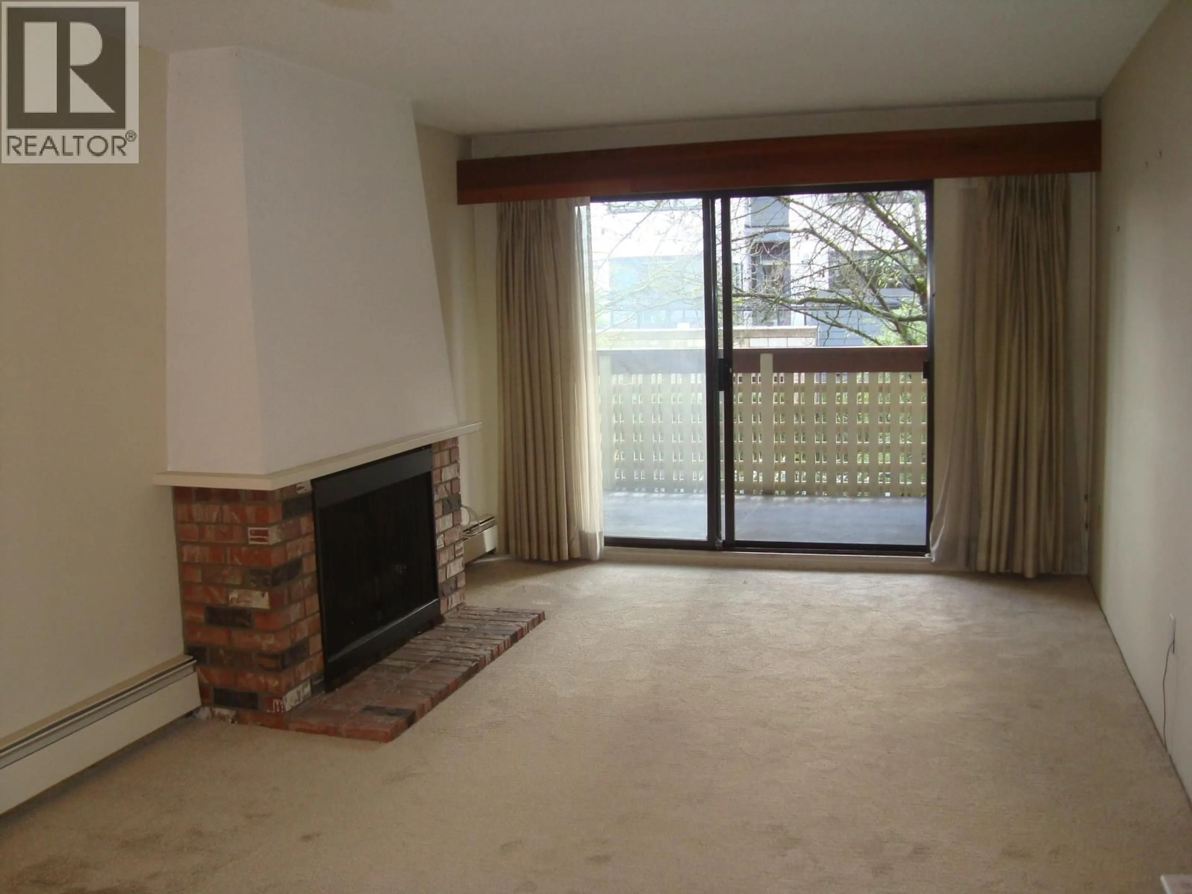 A pic of a room for 216 - 3150 PRINCE EDWARD STREET, Vancouver British Columbia V5T3N6