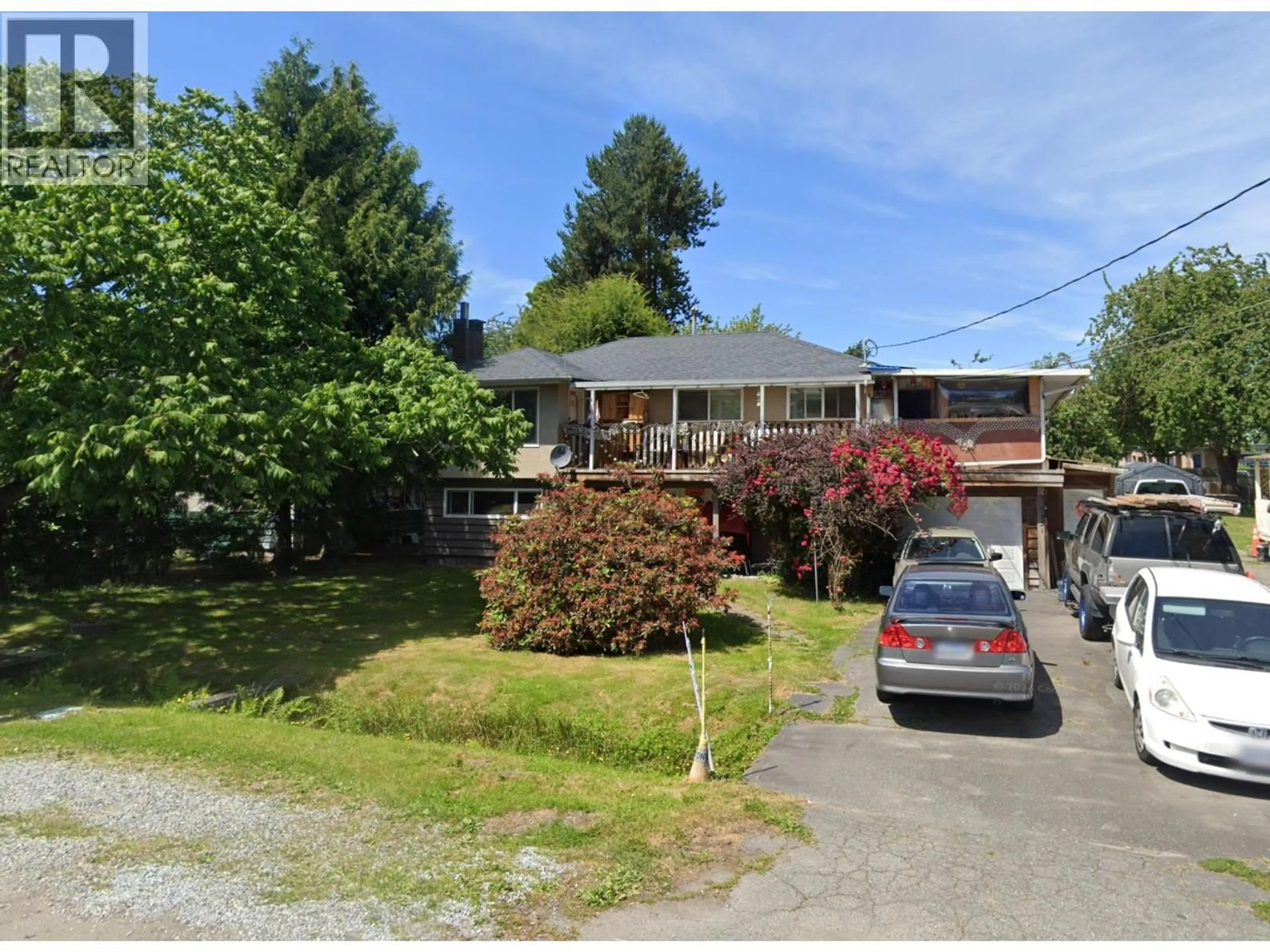 A pic from outside/outdoor area/front of a property/back of a property/a pic from drone, street for 8331 BROWNELL ROAD, Richmond British Columbia V6X1G3