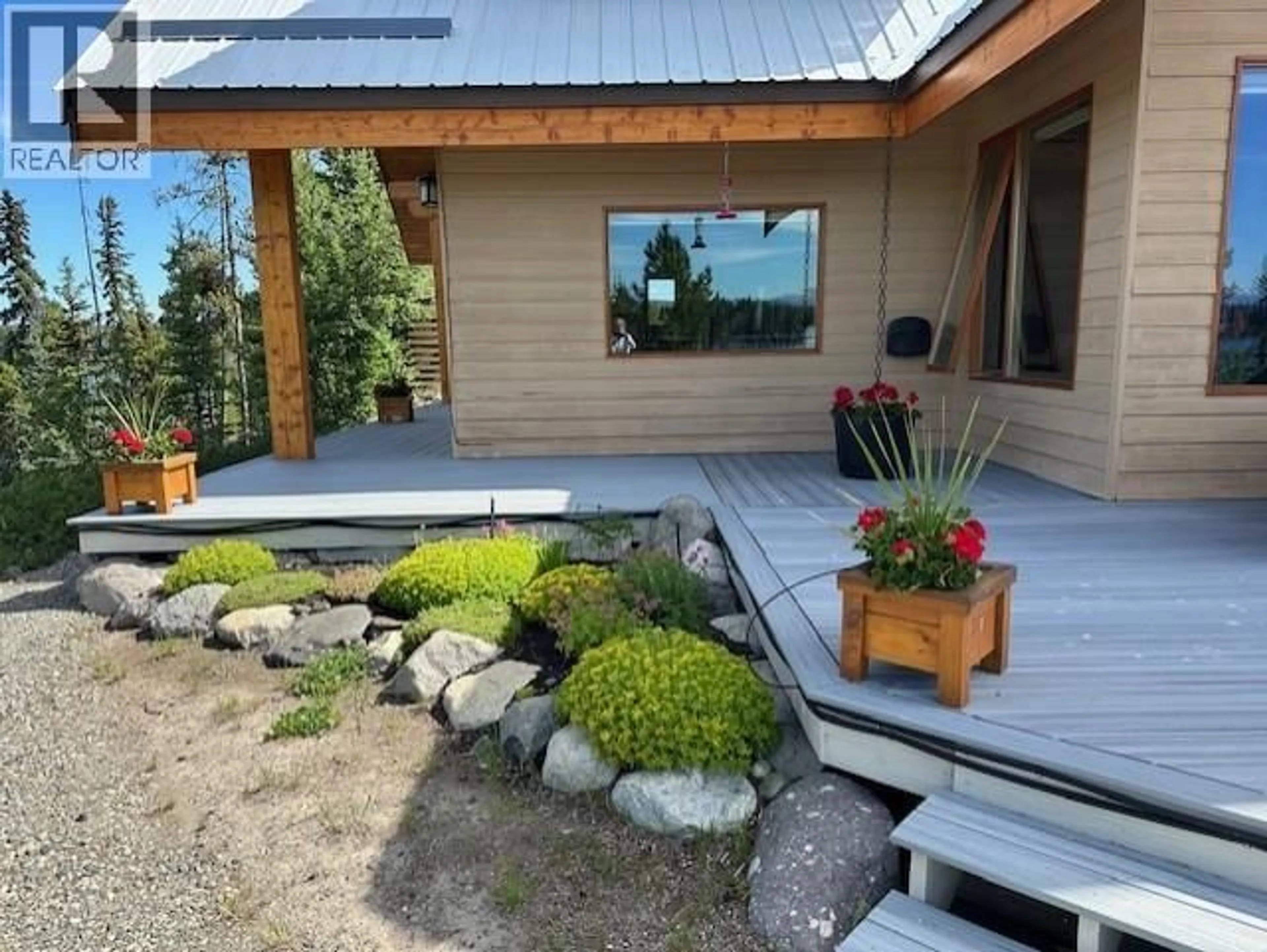 Patio, mountain view for 1909 OTTER ROAD, Williams Lake British Columbia V0L1R0