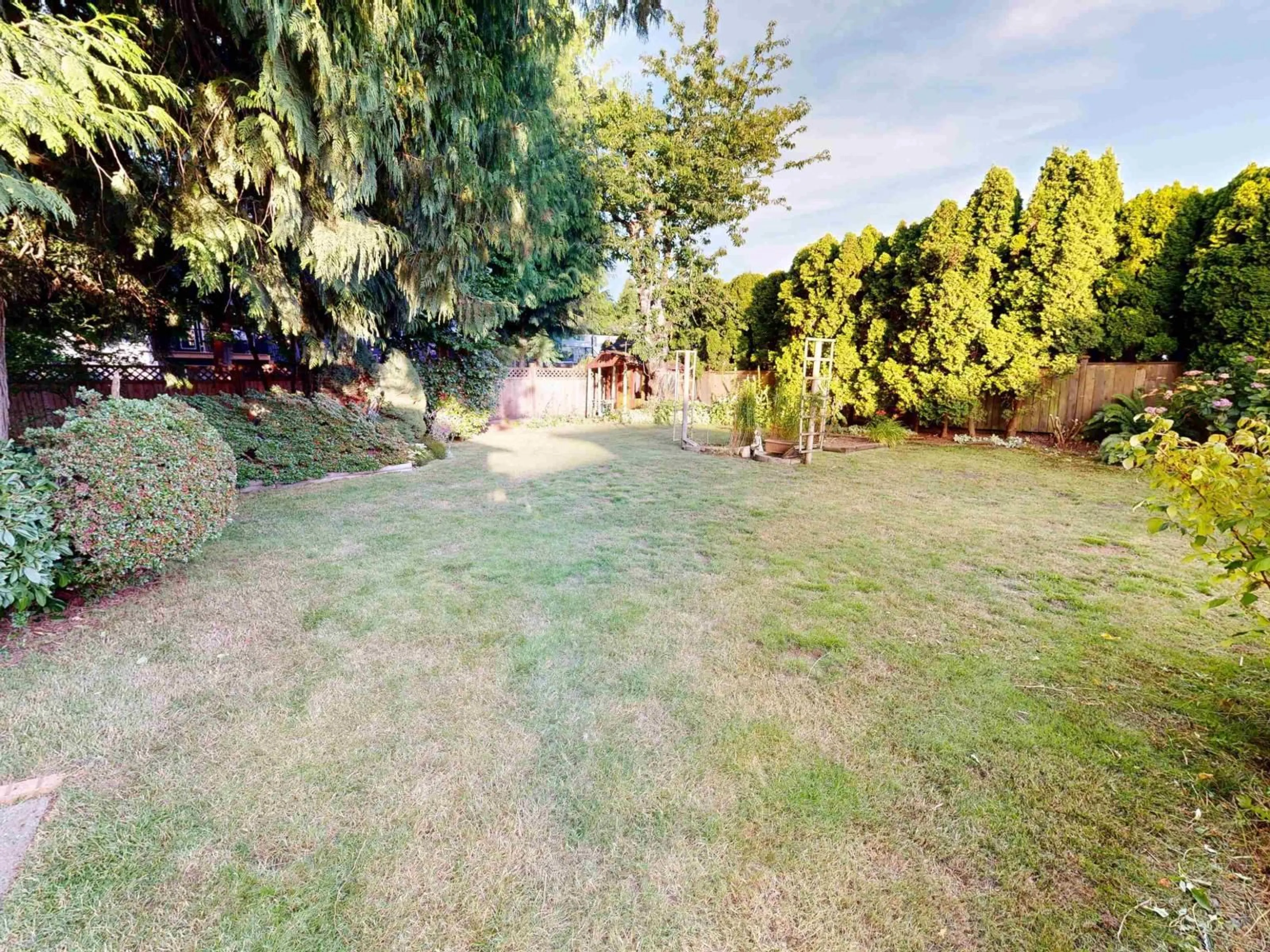 A pic from outside/outdoor area/front of a property/back of a property/a pic from drone, forest/trees view for 11546 71A AVENUE, Delta British Columbia V4E2E3