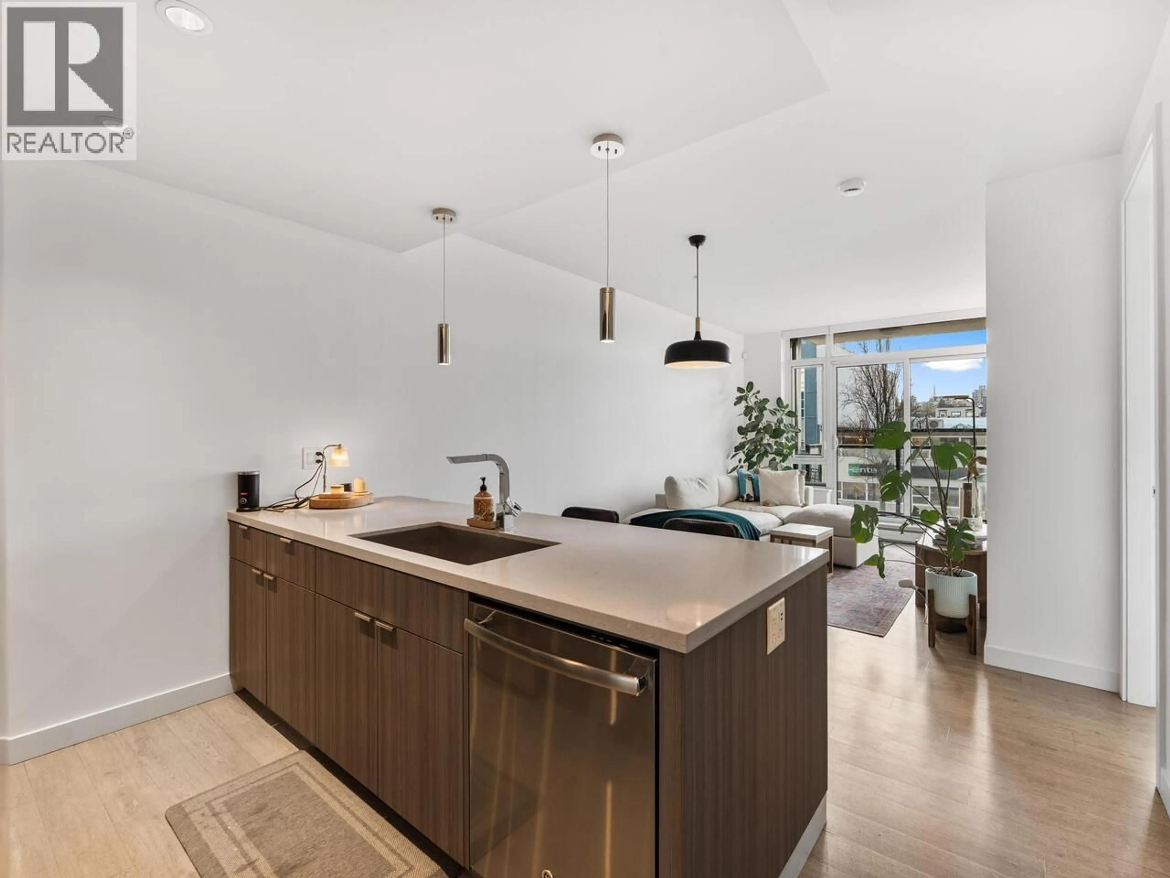 Open concept kitchen, unknown for 201 - 1788 ONTARIO STREET, Vancouver British Columbia V5T0G3