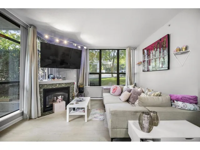 101 - 10899 UNIVERSITY DRIVE, Surrey 2
