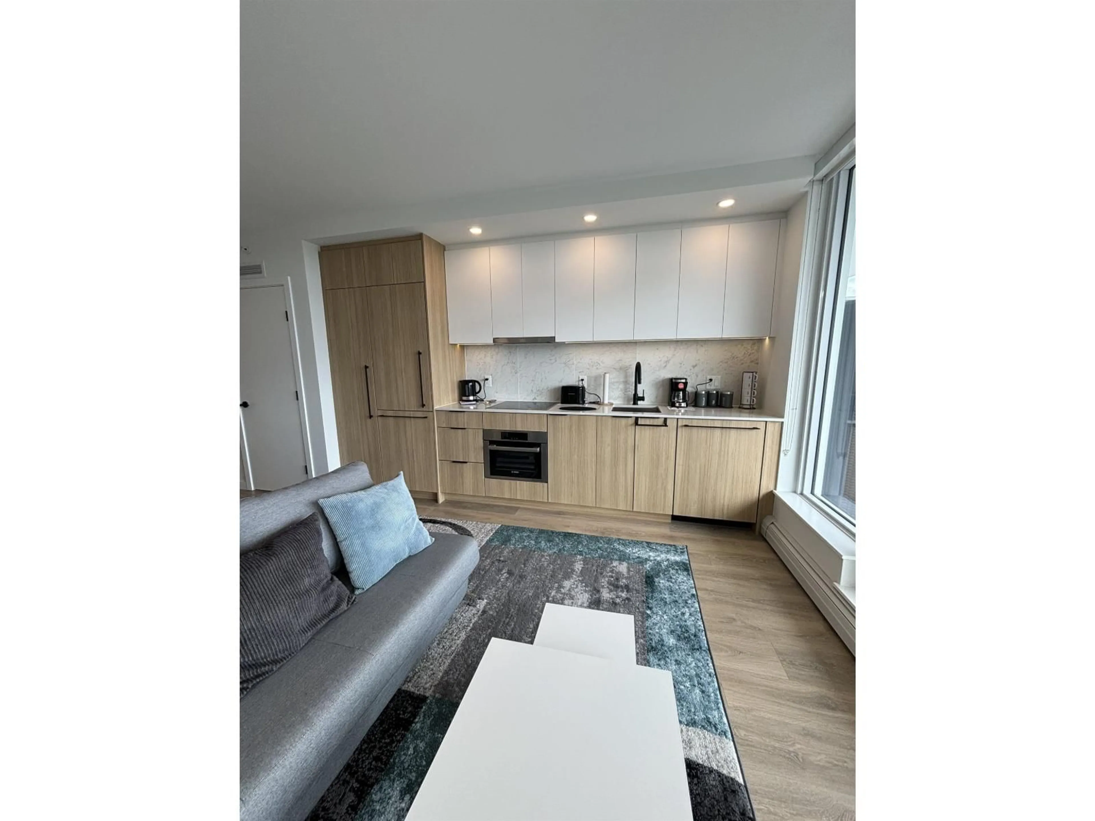 Unknown for 1503 - 13685 102 AVENUE, Surrey British Columbia V3T1N7