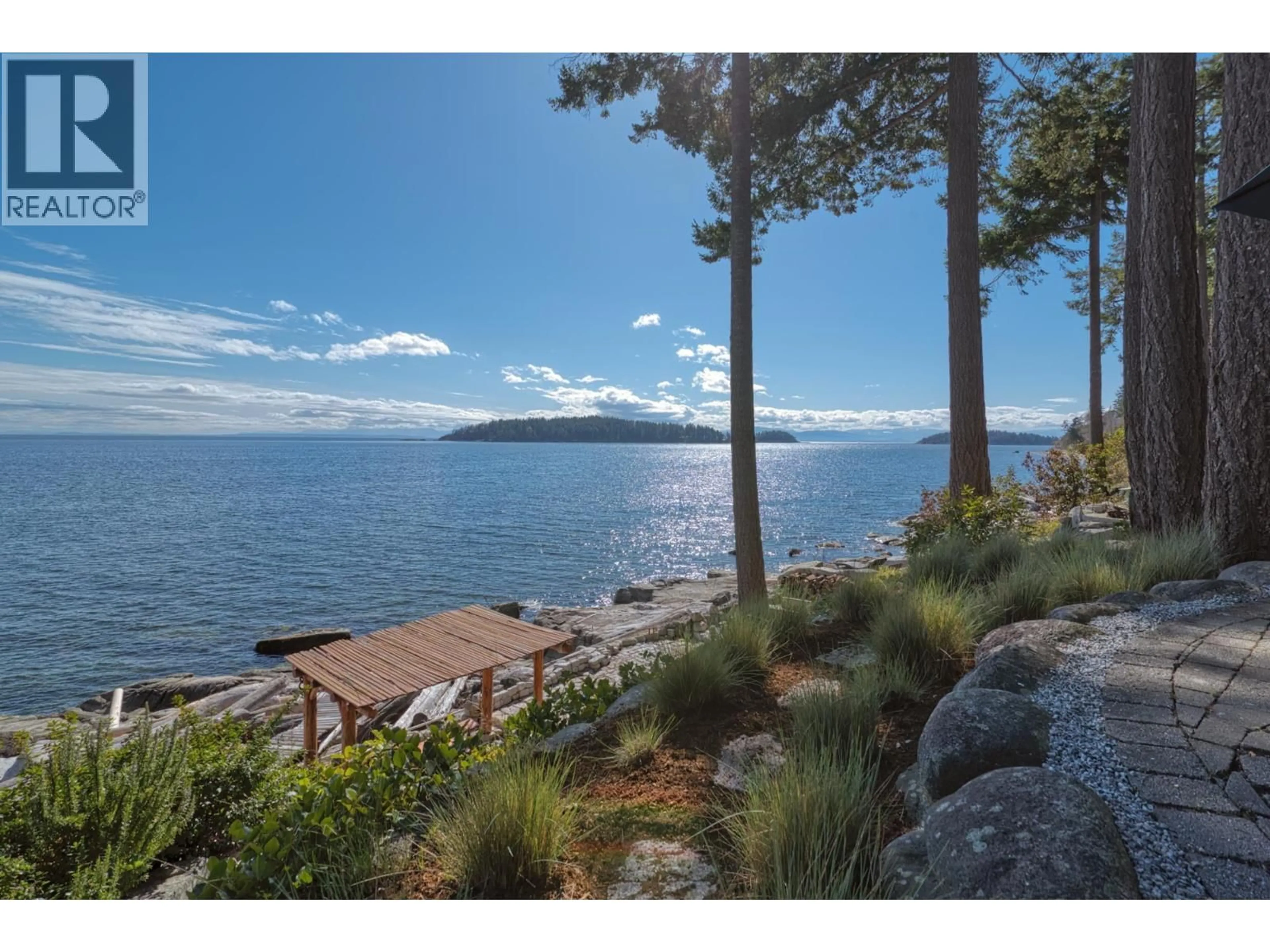 Patio, water/lake/river/ocean view for 6085 SILVERSTONE LANE, Sechelt British Columbia V7Z0T8