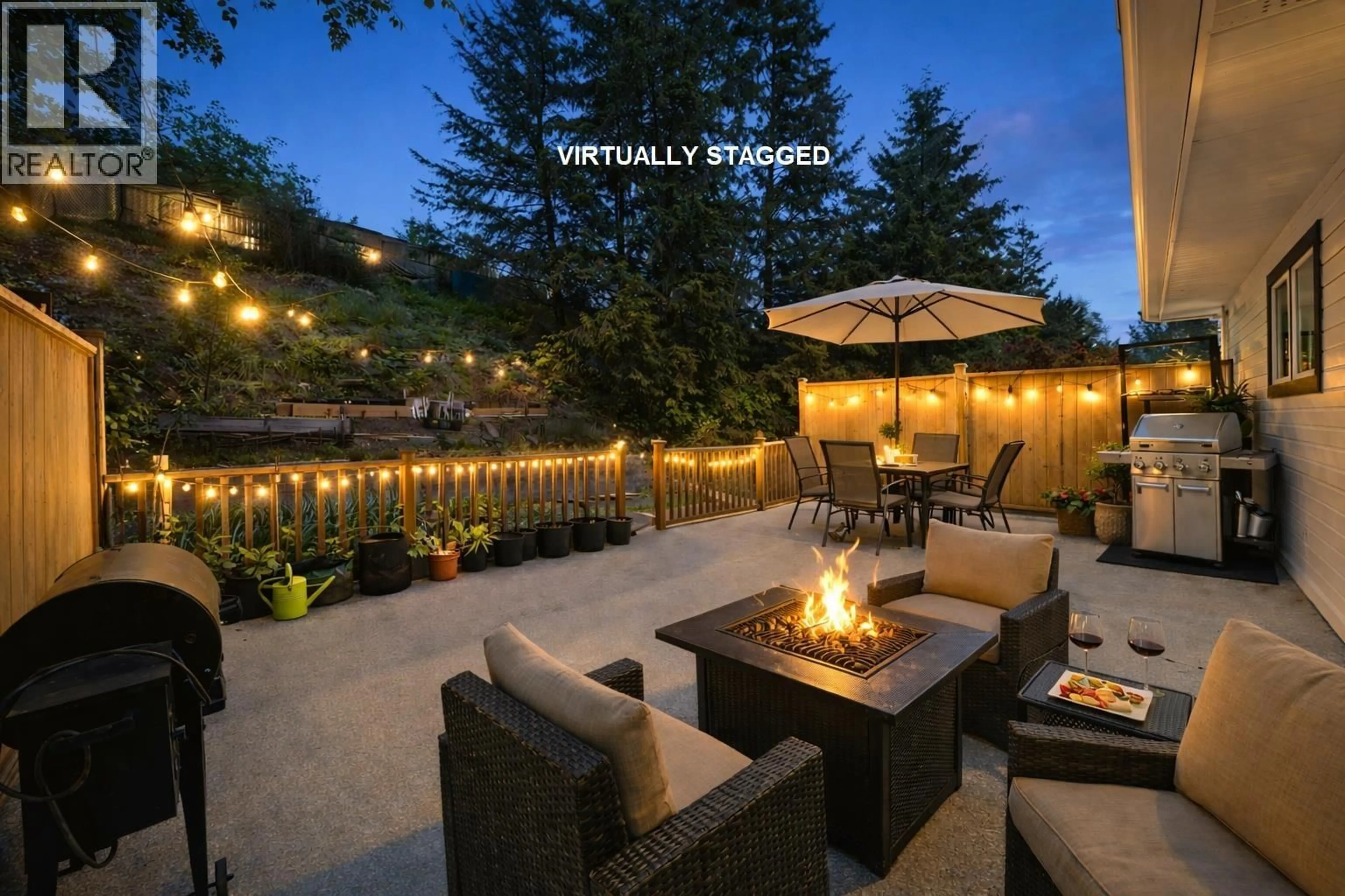 Patio, street for 19489 115A AVENUE, Pitt Meadows British Columbia V3Y1R5