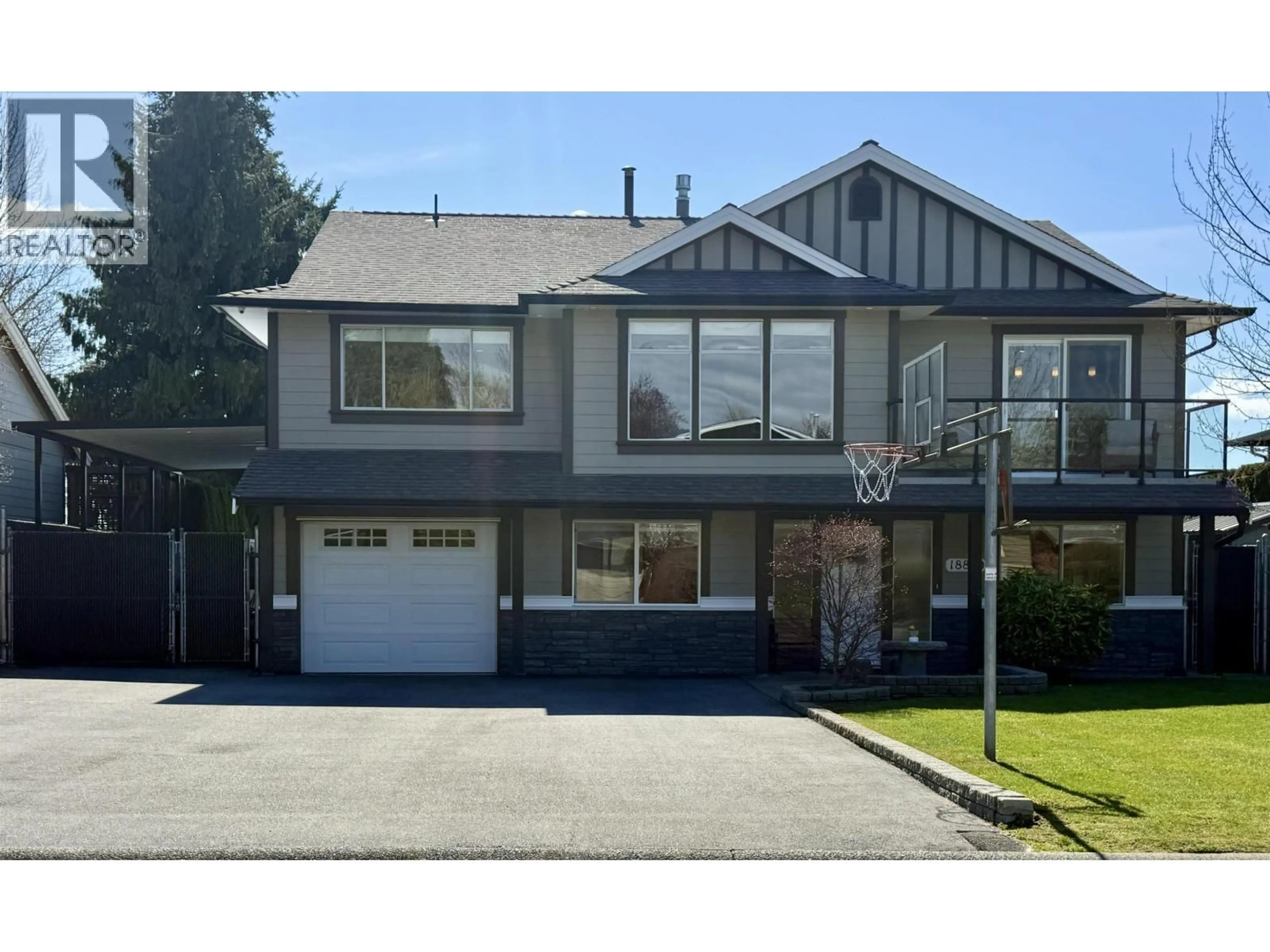 Home with vinyl exterior material, street for 18850 119B AVENUE, Pitt Meadows British Columbia V3Y1W7