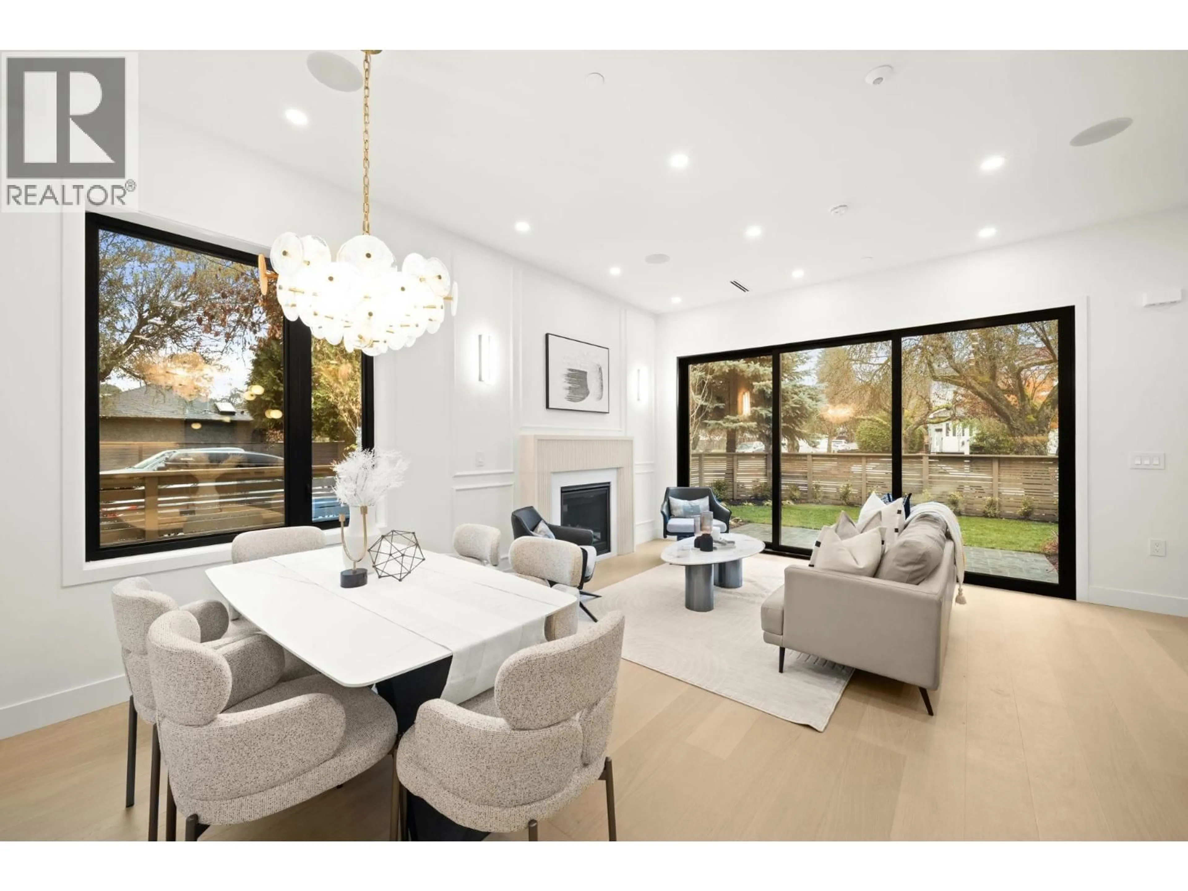 Dining room, unknown for 1095 14TH AVENUE, Vancouver British Columbia V5T2P1