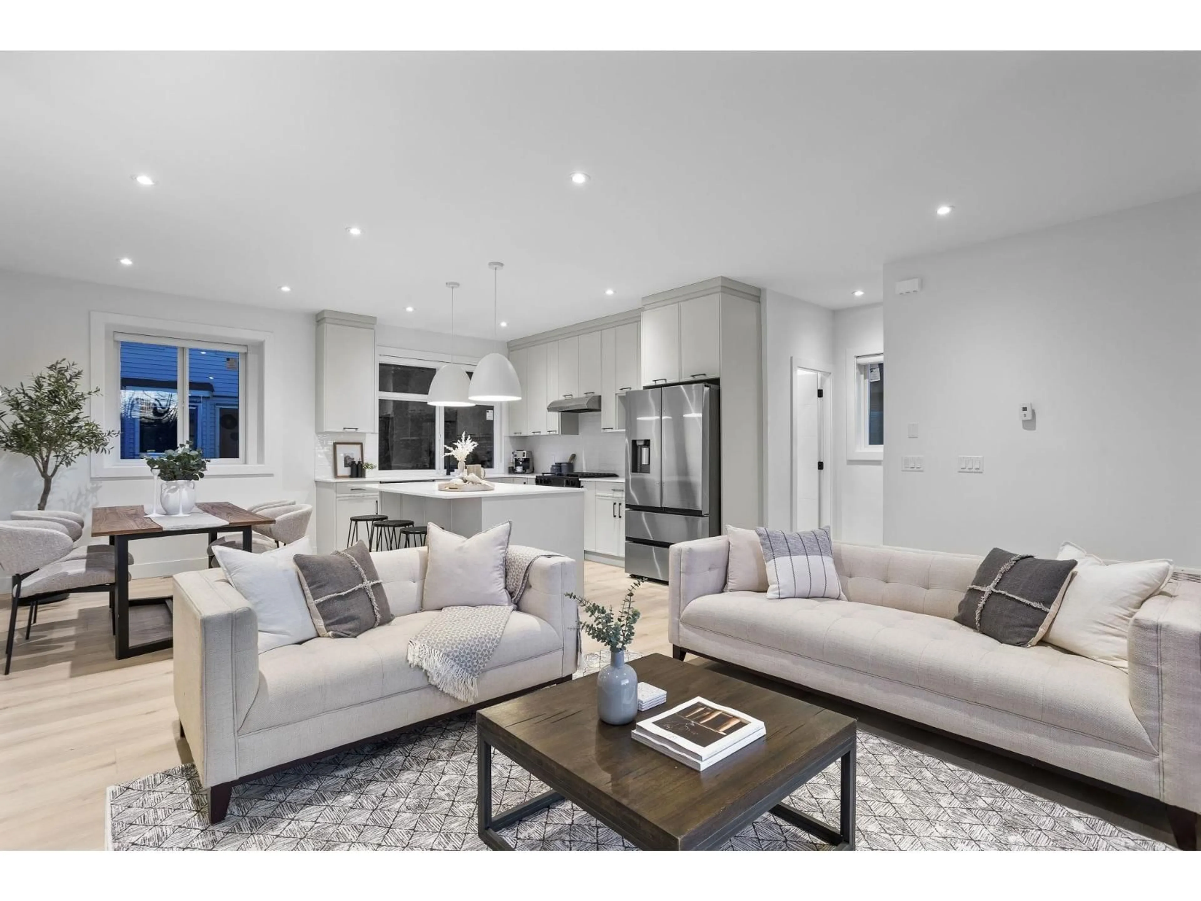 Unknown for 1 - 33586 HUGGINS STREET, Abbotsford British Columbia V2S3R4