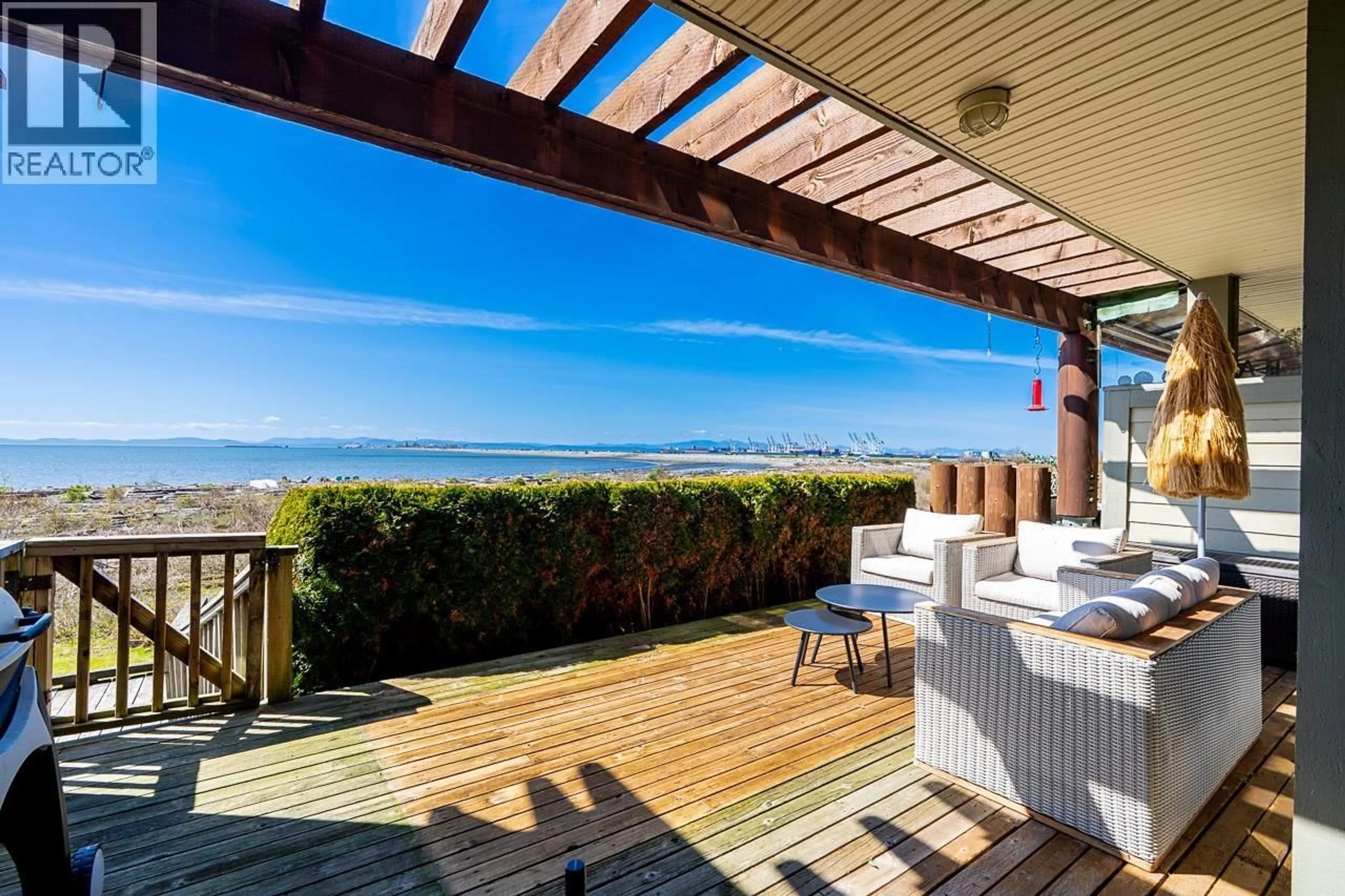 Patio, water/lake/river/ocean view for 107 - 1120 TSATSU SHORES DRIVE, Delta British Columbia V4M4G3