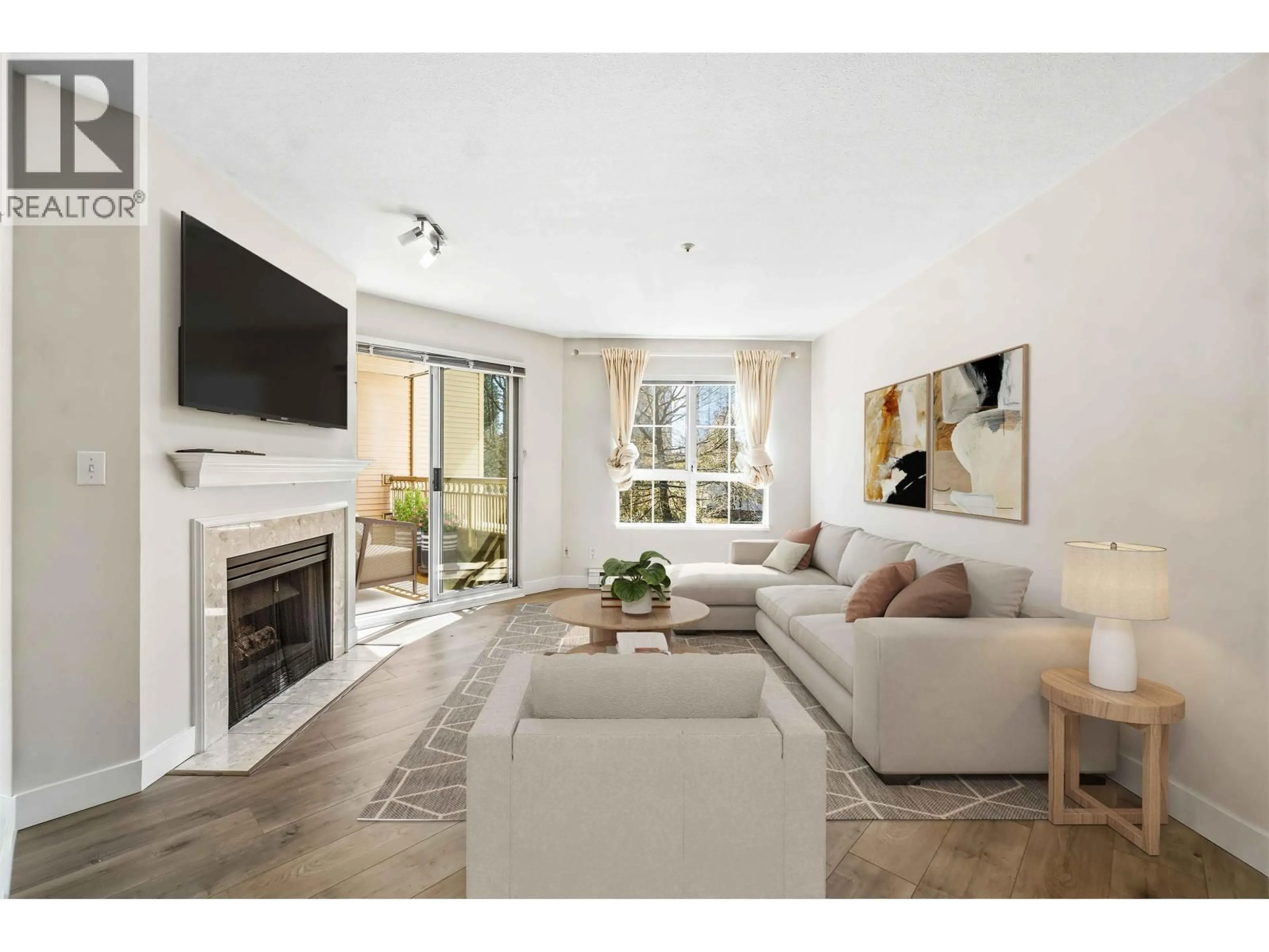 Living room with furniture, unknown for 310 - 2970 PRINCESS CRESCENT, Coquitlam British Columbia V3B7R5