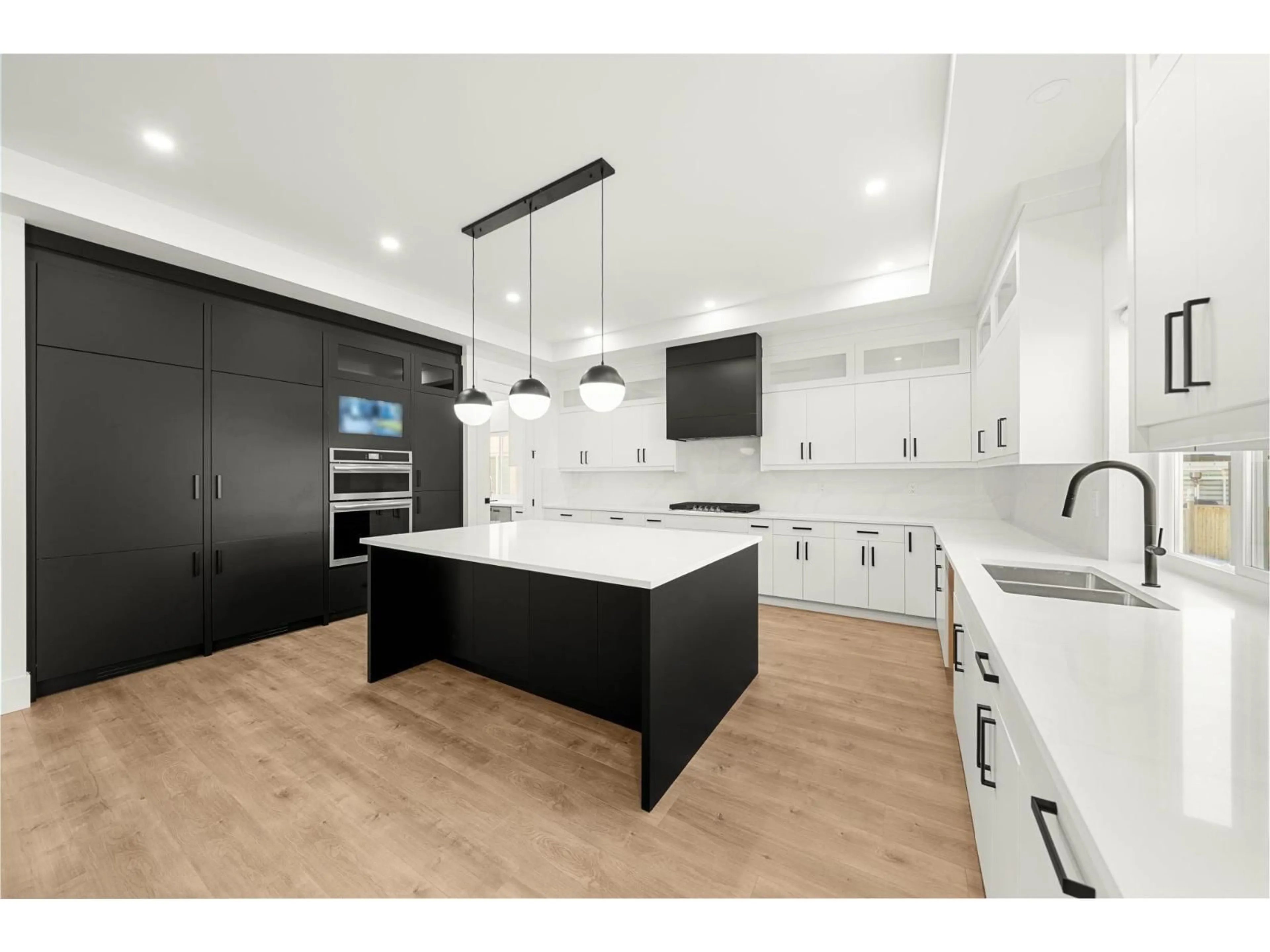 Contemporary kitchen, unknown for 6821 205 STREET, Langley British Columbia V2Y3C8