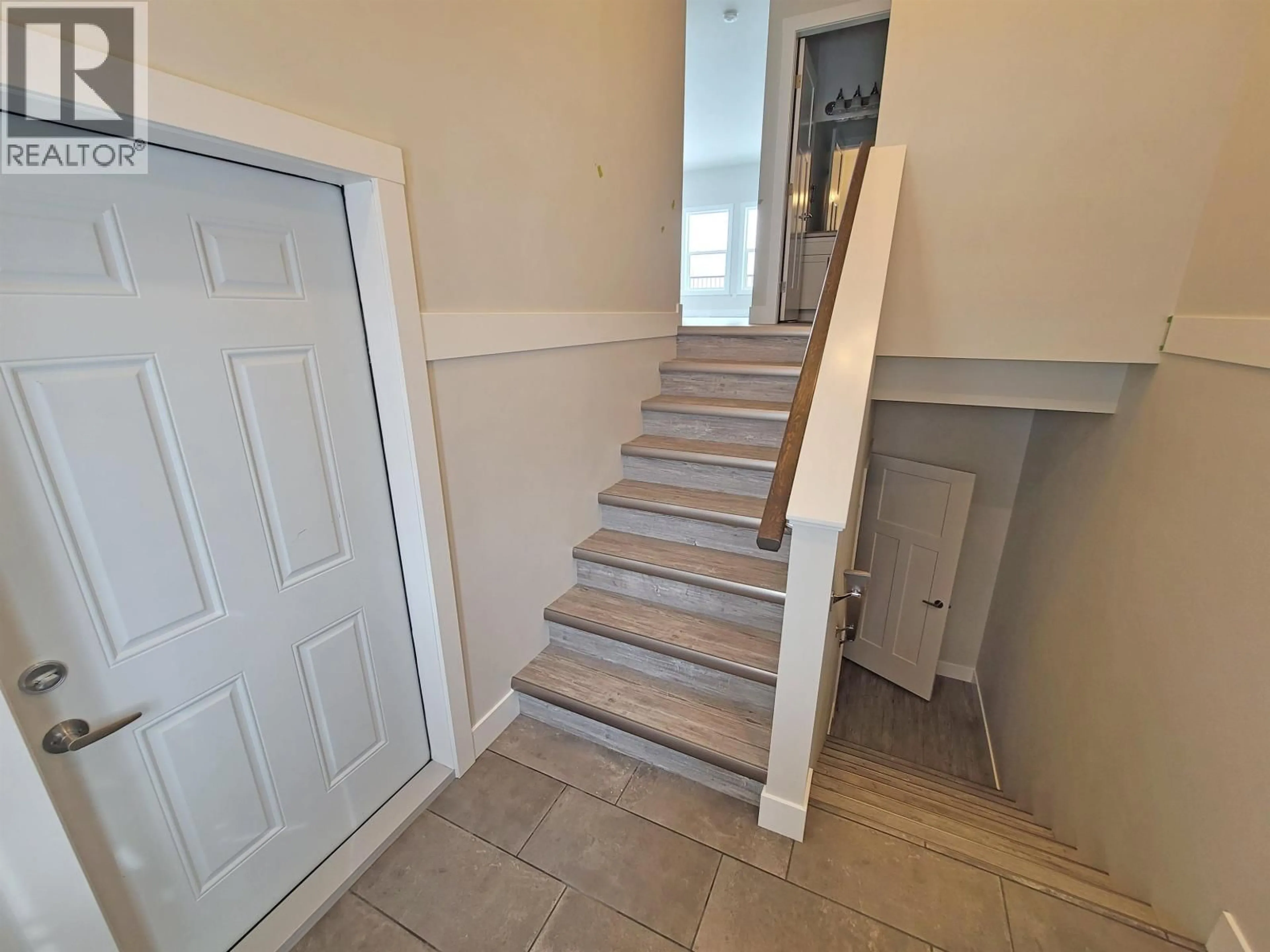 Stairs for 8319 81 STREET, Fort St. John British Columbia V1J0P4