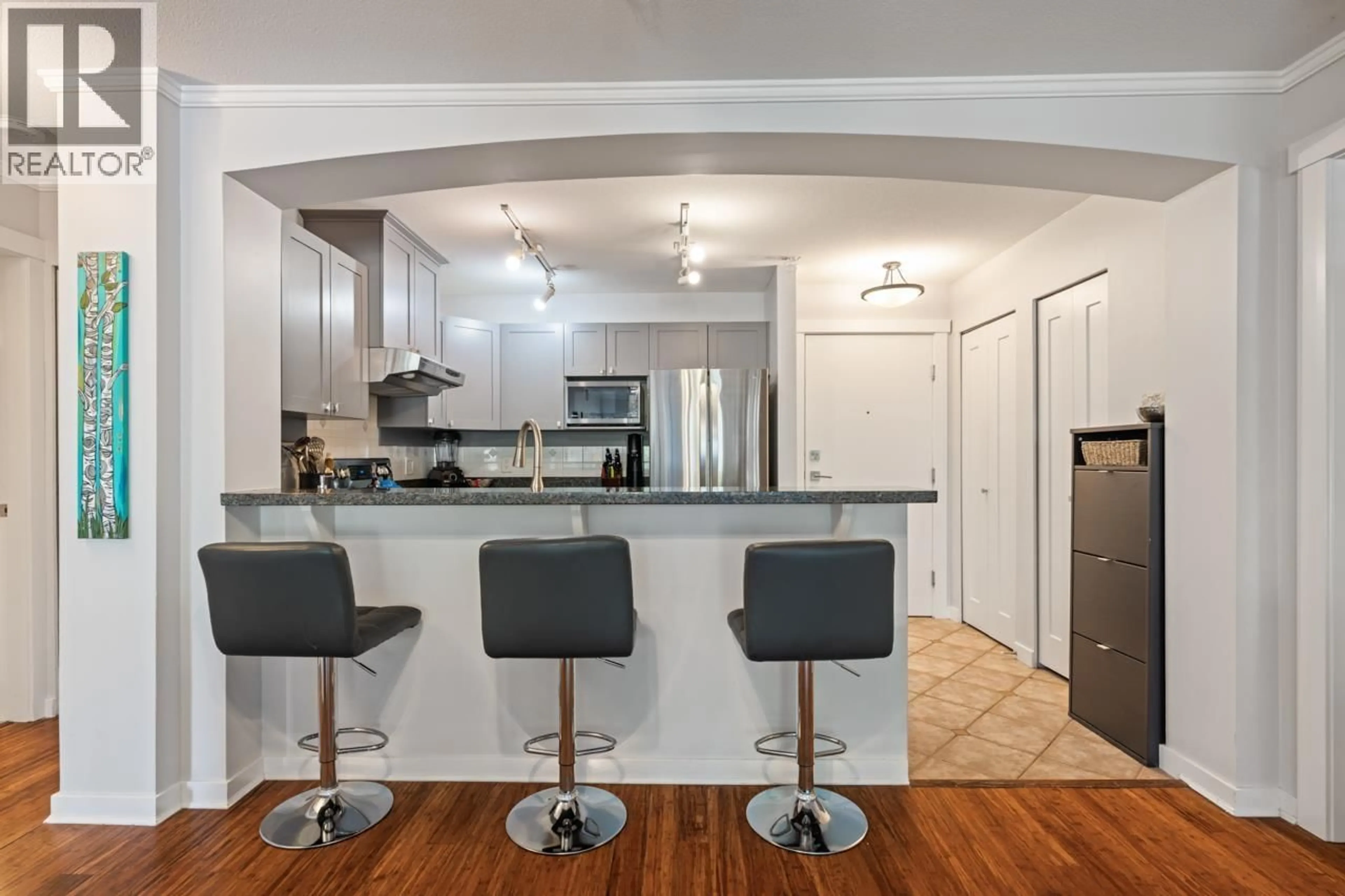 Open concept kitchen, unknown for 310 - 1428 PARKWAY BOULEVARD, Coquitlam British Columbia V3E3L8