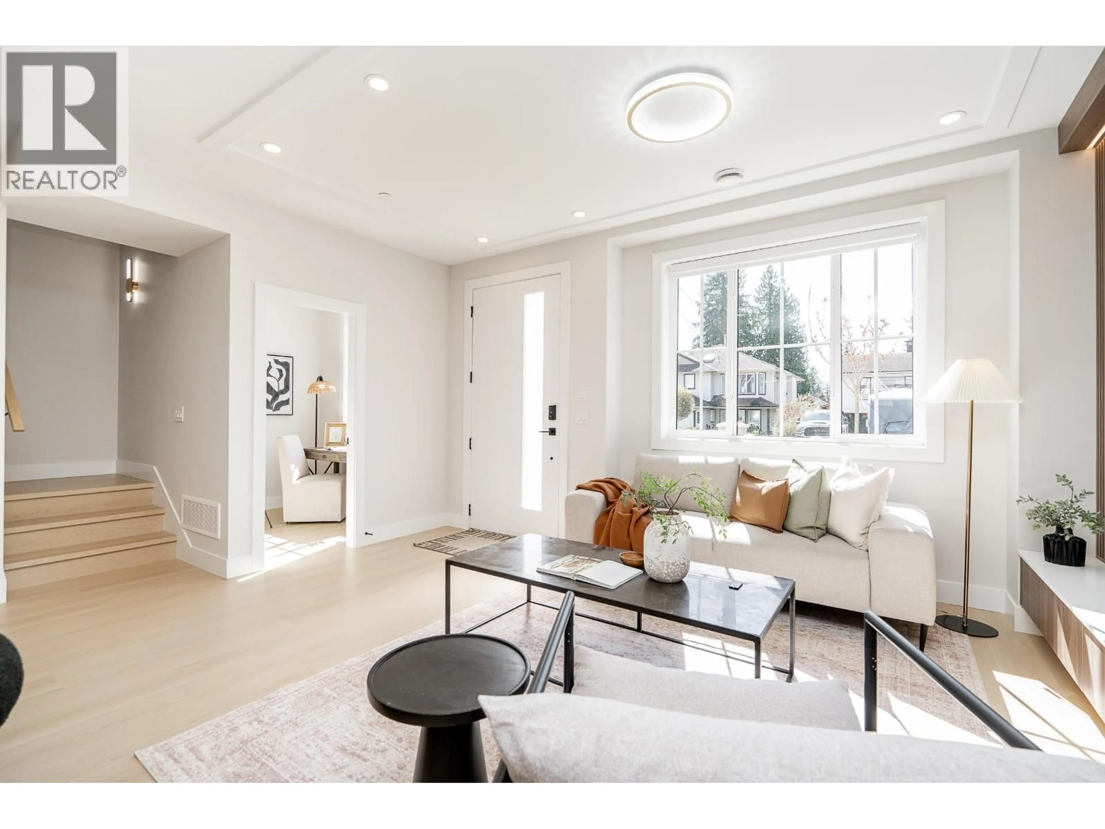 Living room with furniture, unknown for 101 - 1619 MANNING AVENUE, Port Coquitlam British Columbia V3B1K7