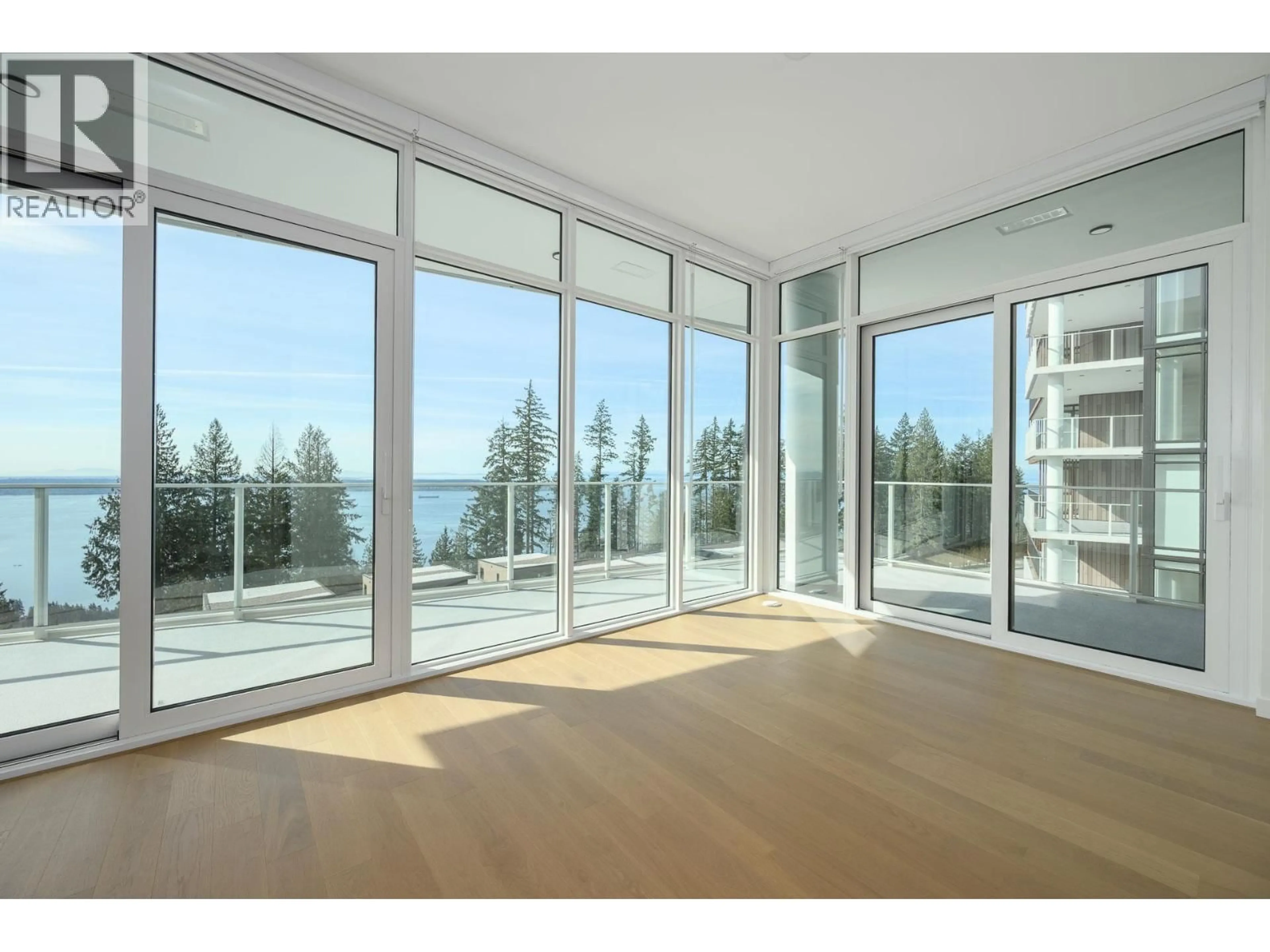 A pic of a room for 605 - 3963 UPLANDS WAY, West Vancouver British Columbia V7S0B6