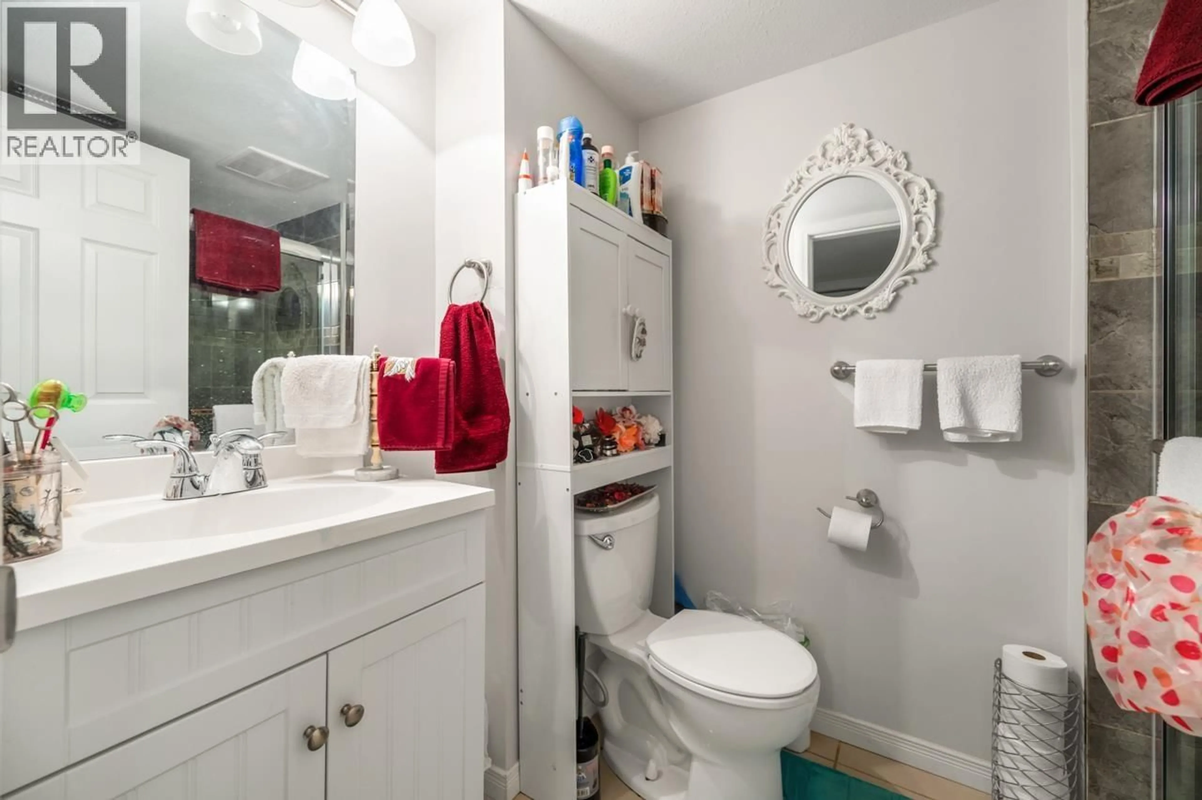 Standard bathroom, unknown for 35 WILDWOOD DRIVE, Port Moody British Columbia V3H4M5