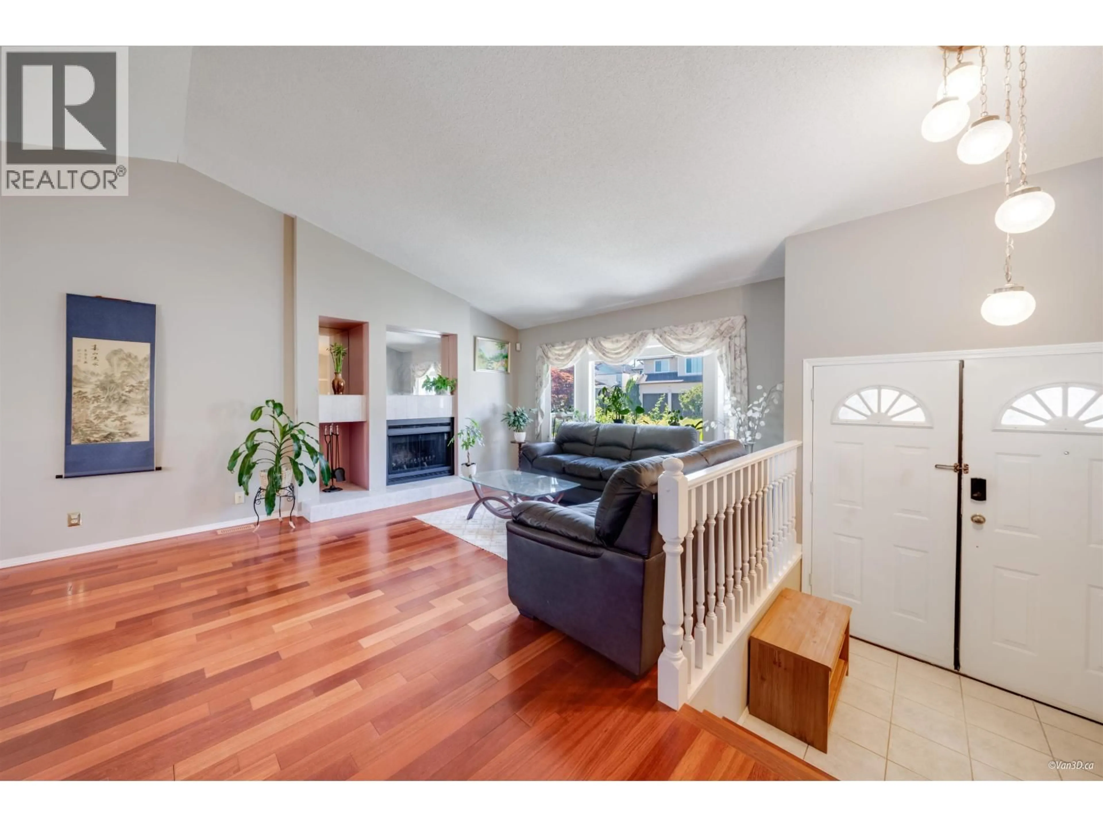 Living room with furniture, wood/laminate floor for 1295 DAIMLER STREET, Coquitlam British Columbia V3B6P5