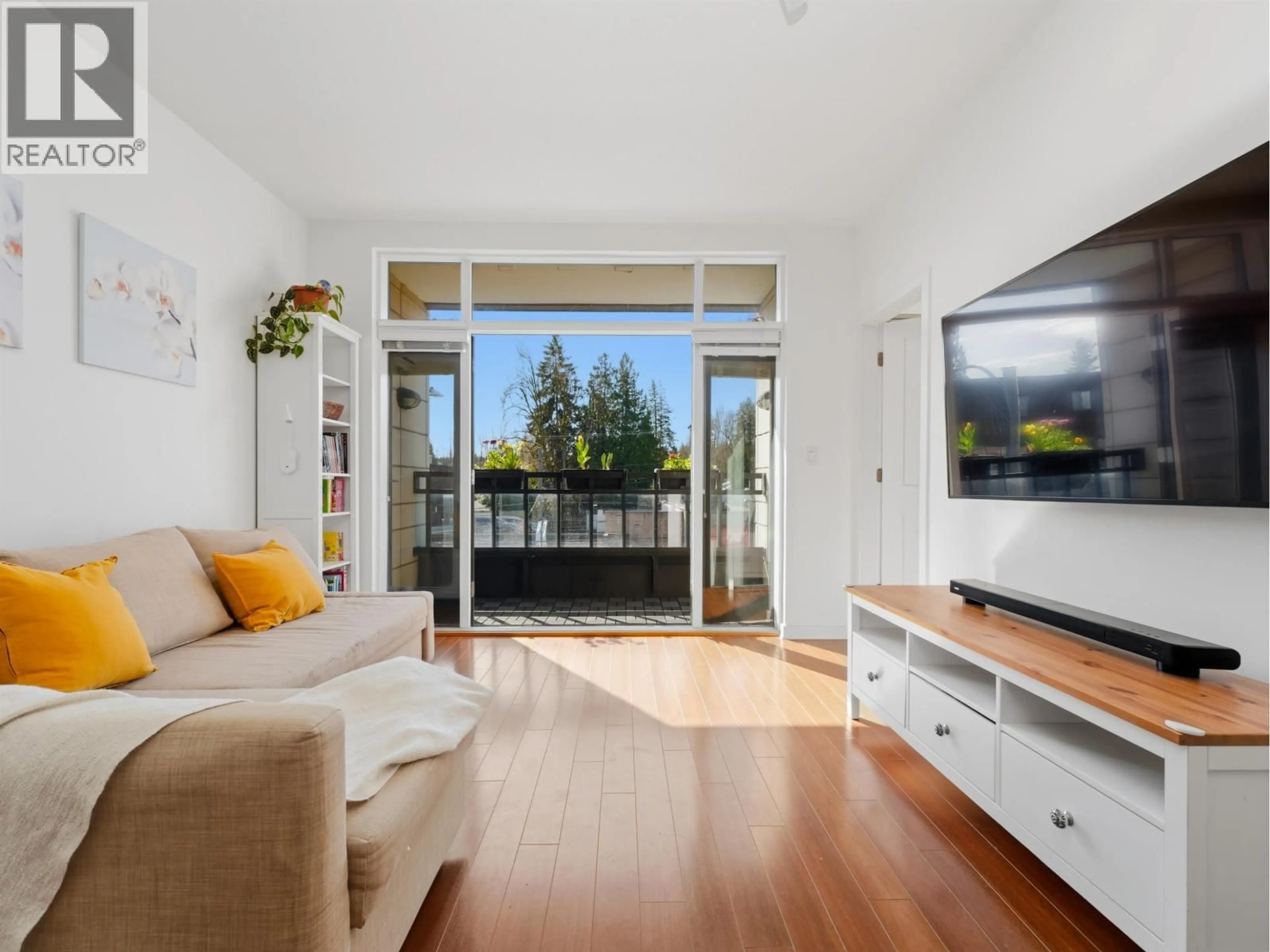 Living room with furniture, unknown for 302 - 4479 10TH AVENUE, Vancouver British Columbia V6R2H8