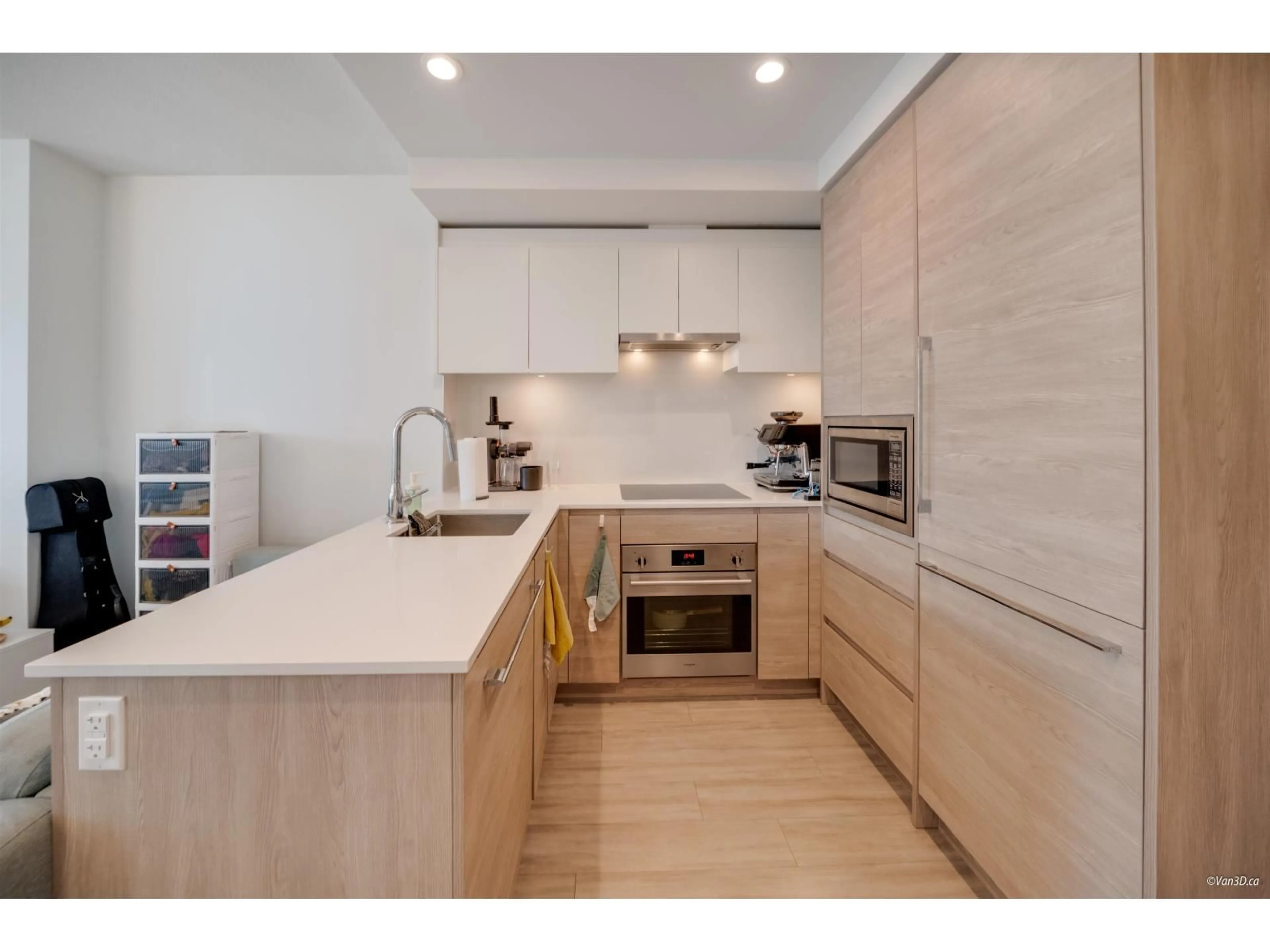 Unknown for 711 - 13615 FRASER HIGHWAY, Surrey British Columbia V3T0P7