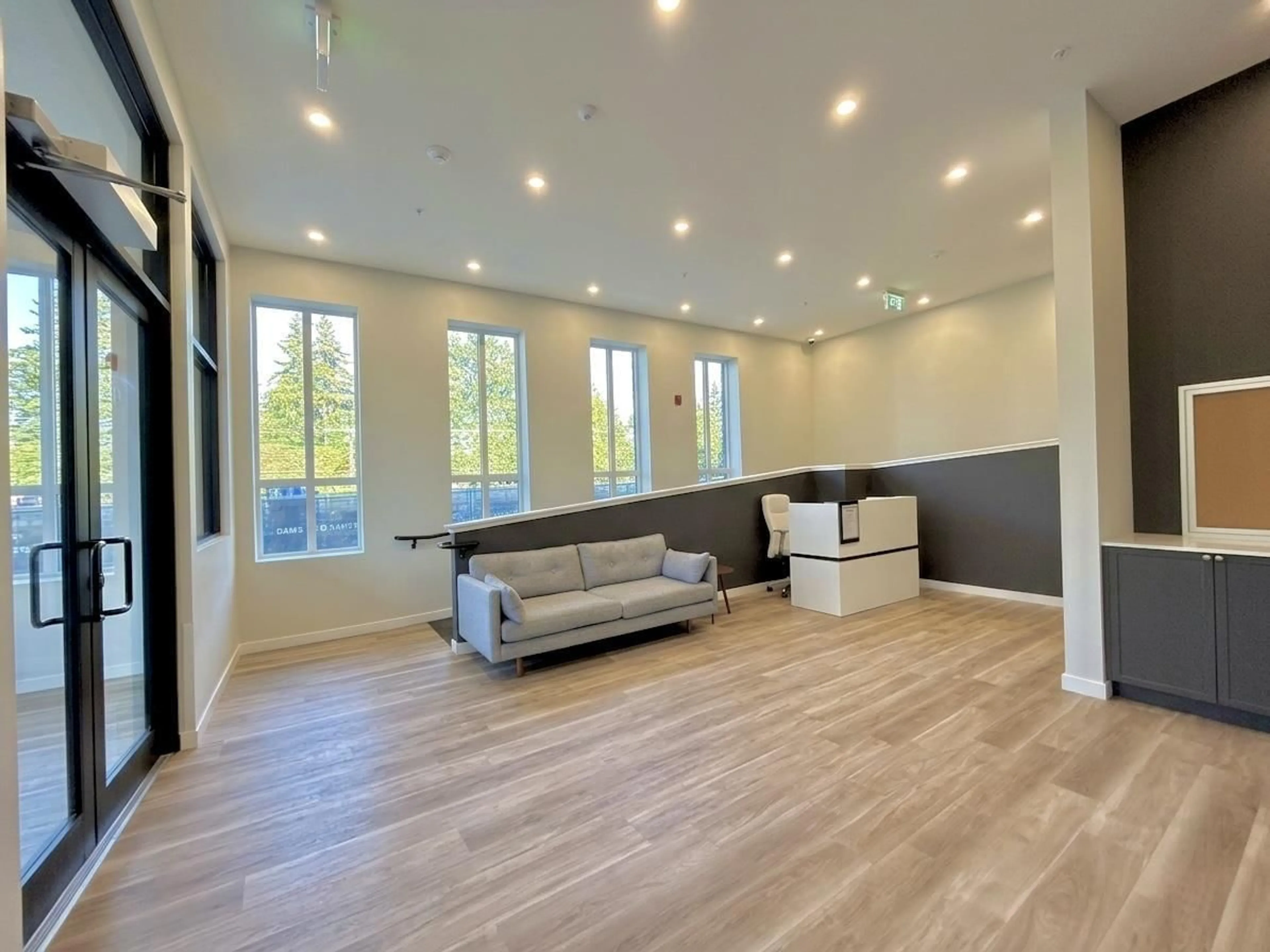 Unknown for 603 - 14778 106 AVENUE, Surrey British Columbia V3R5Y1