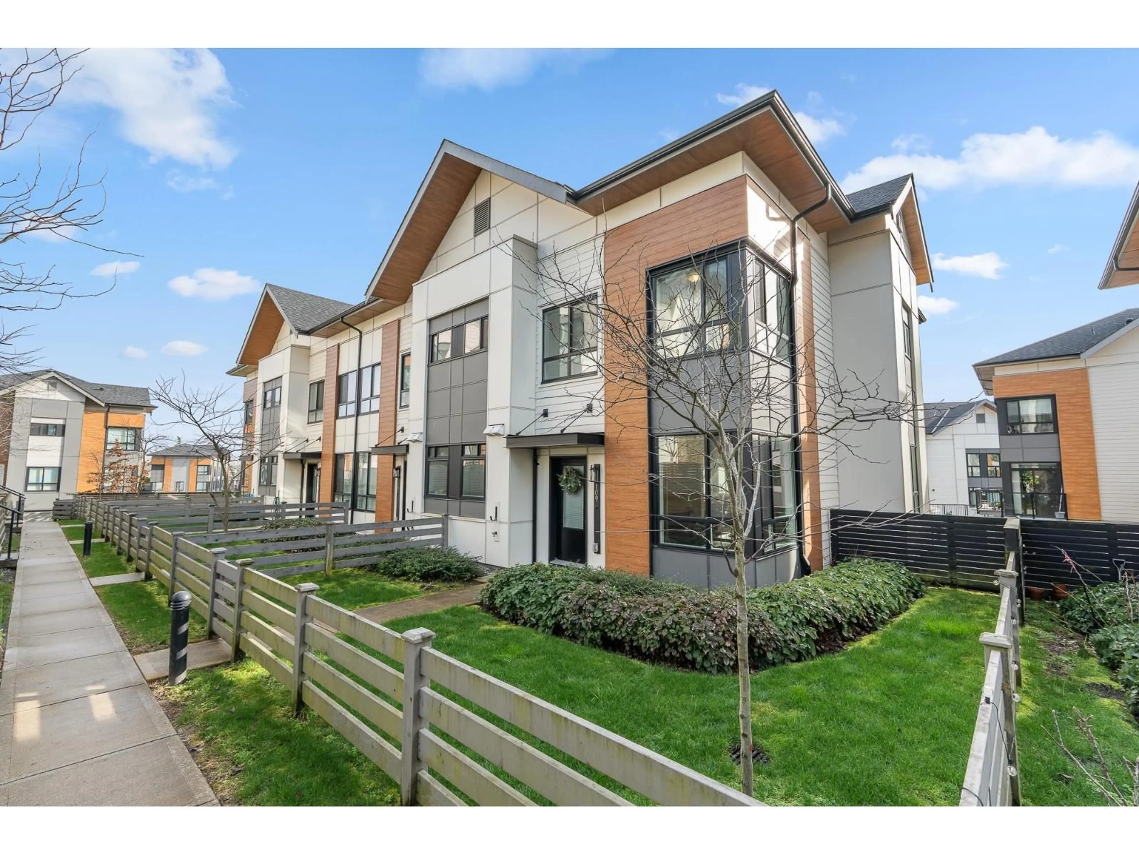 A pic from outside/outdoor area/front of a property/back of a property/a pic from drone, street for 109 - 15111 EDMUND DRIVE, Surrey British Columbia V3S0A5