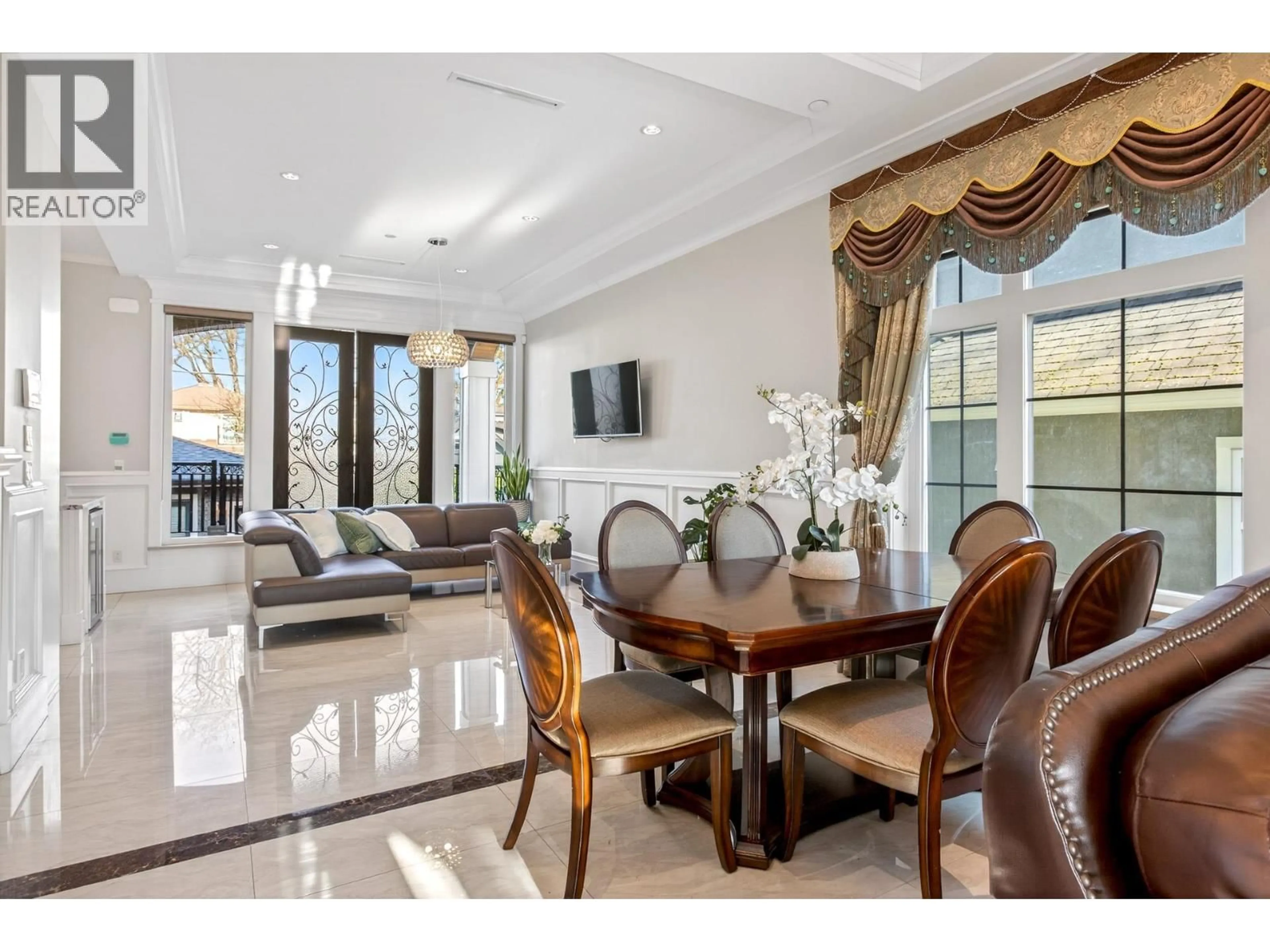 Dining room, ceramic/tile floor for 2989 32ND AVENUE, Vancouver British Columbia V6L2B8