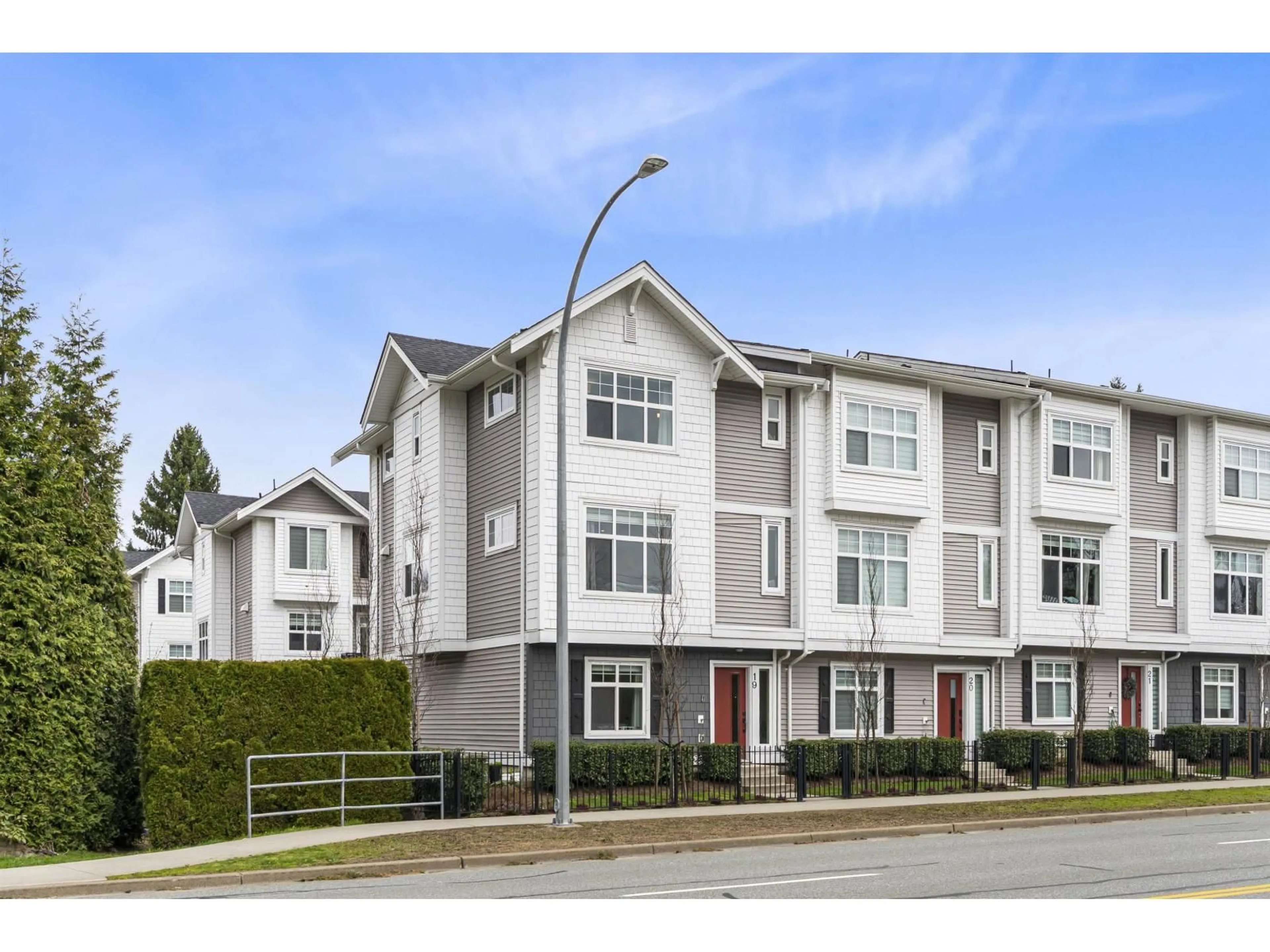 Unknown for 19 - 2033 MCKENZIE ROAD, Abbotsford British Columbia V2S0M2