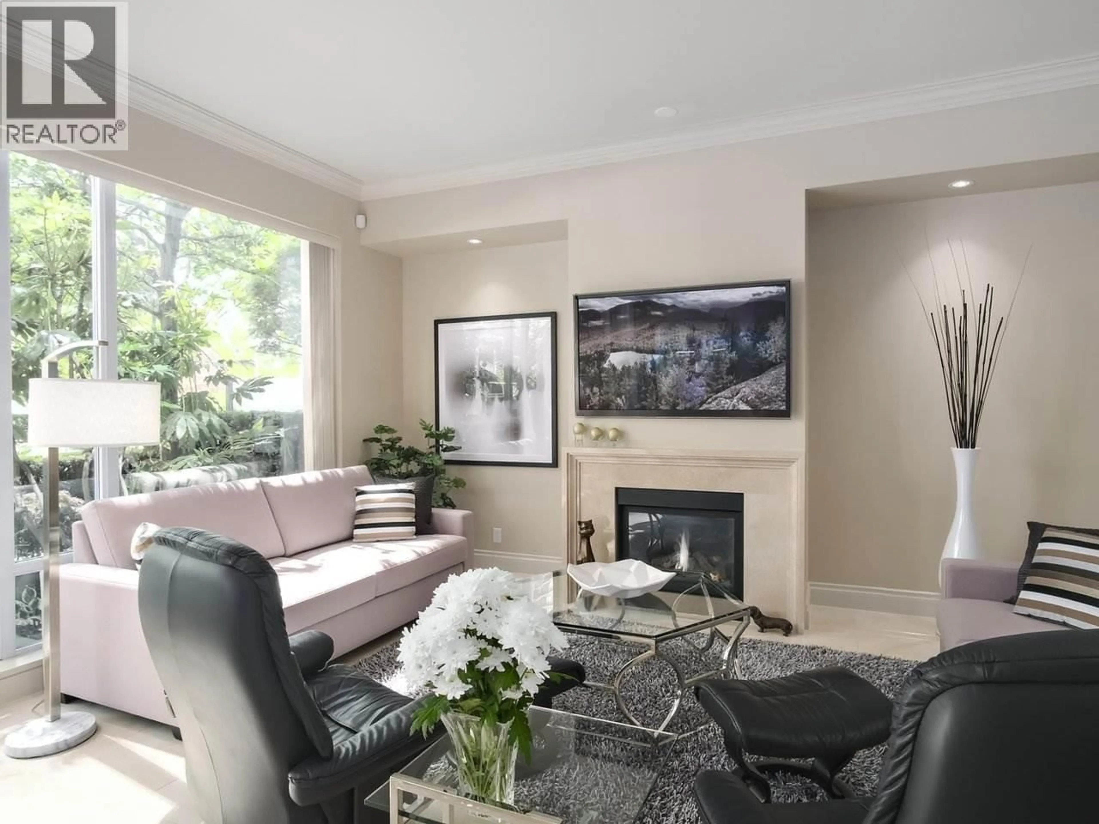 Living room with furniture, unknown for 410 BEACH CRESCENT, Vancouver British Columbia V6Z3E9