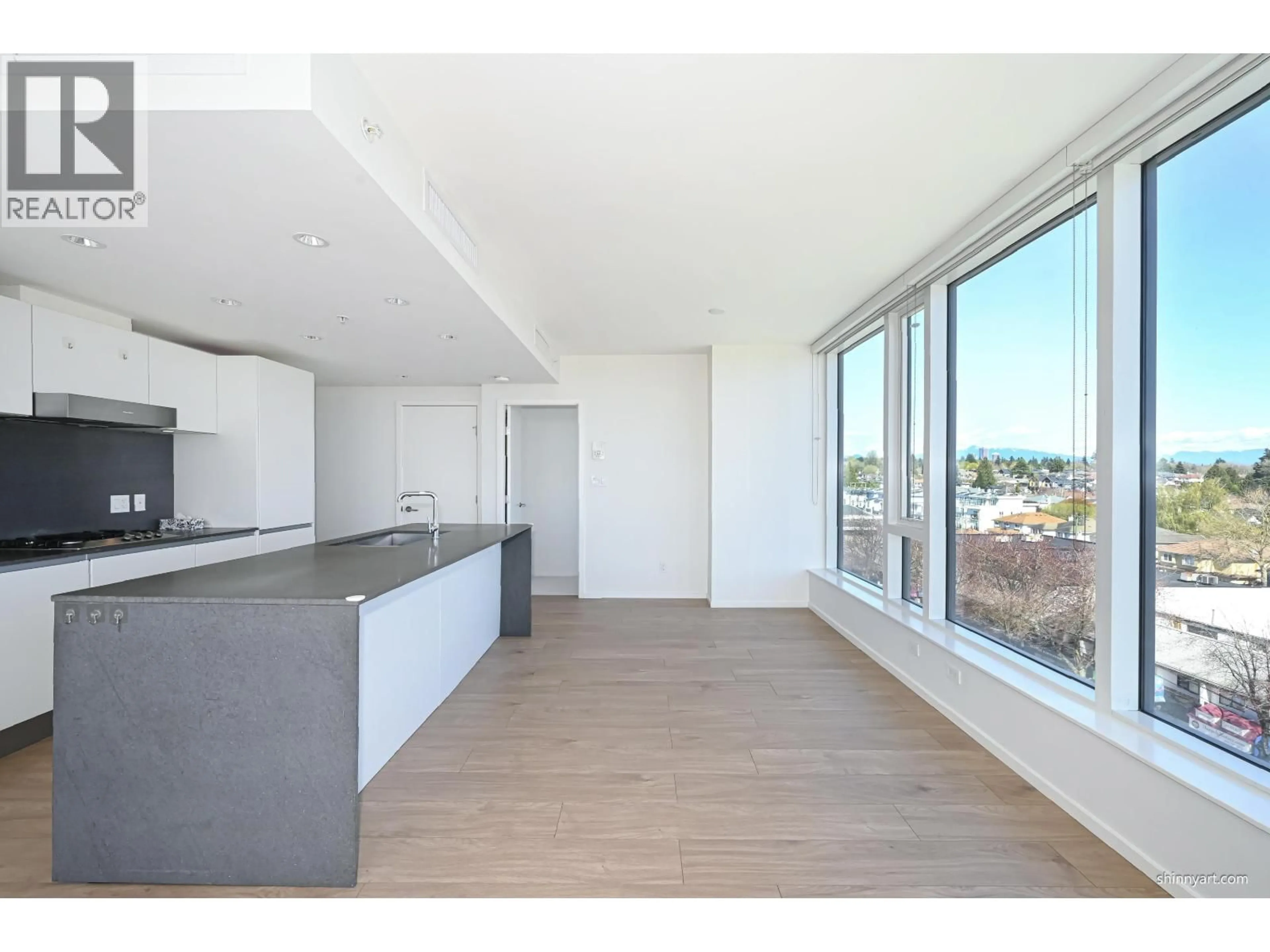 Open concept kitchen, unknown for 808 - 8555 GRANVILLE STREET, Vancouver British Columbia V6P0C3