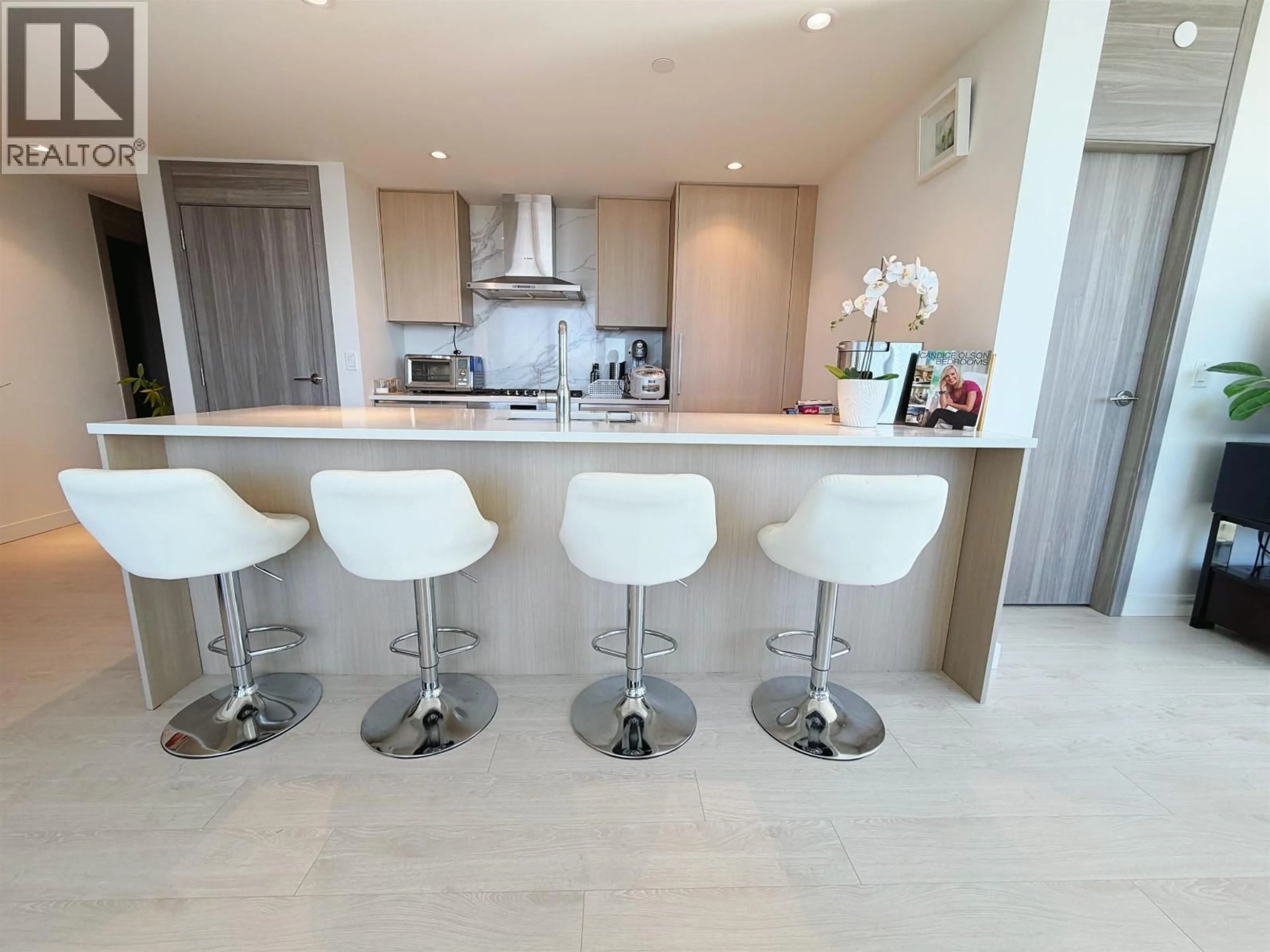 Contemporary kitchen, ceramic/tile floor for 1001 - 8611 HAZELBRIDGE WAY, Richmond British Columbia V6X0W8